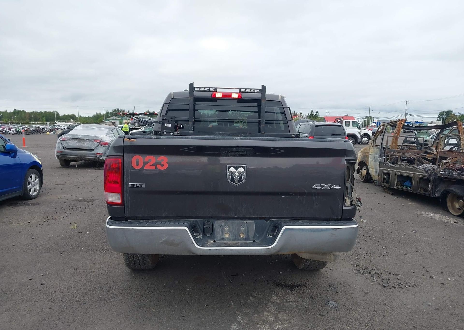 2023 RAM 1500 CLASSIC SLT