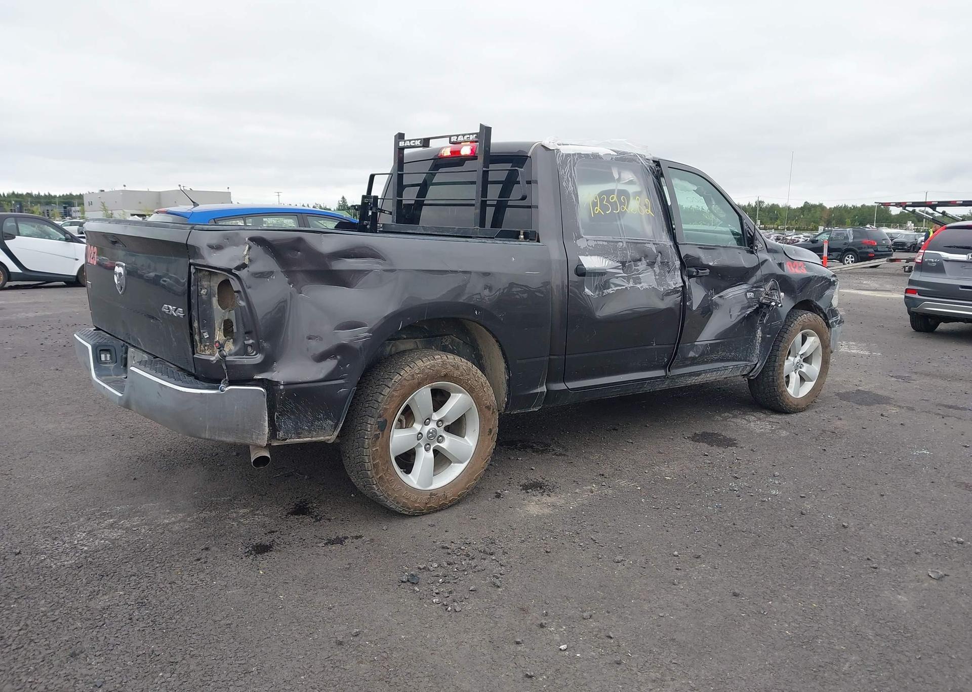 2023 RAM 1500 CLASSIC SLT