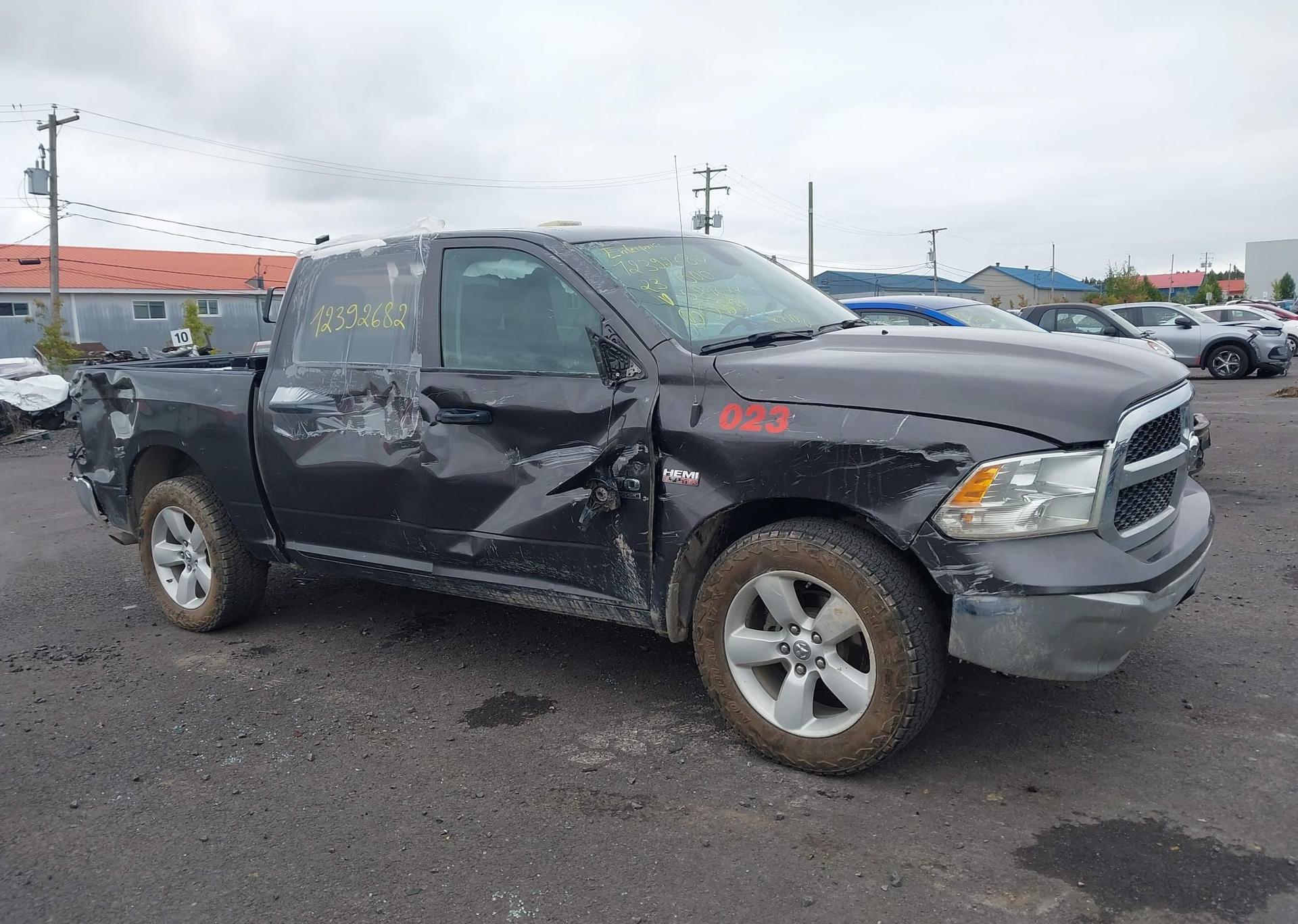 2023 RAM 1500 CLASSIC SLT