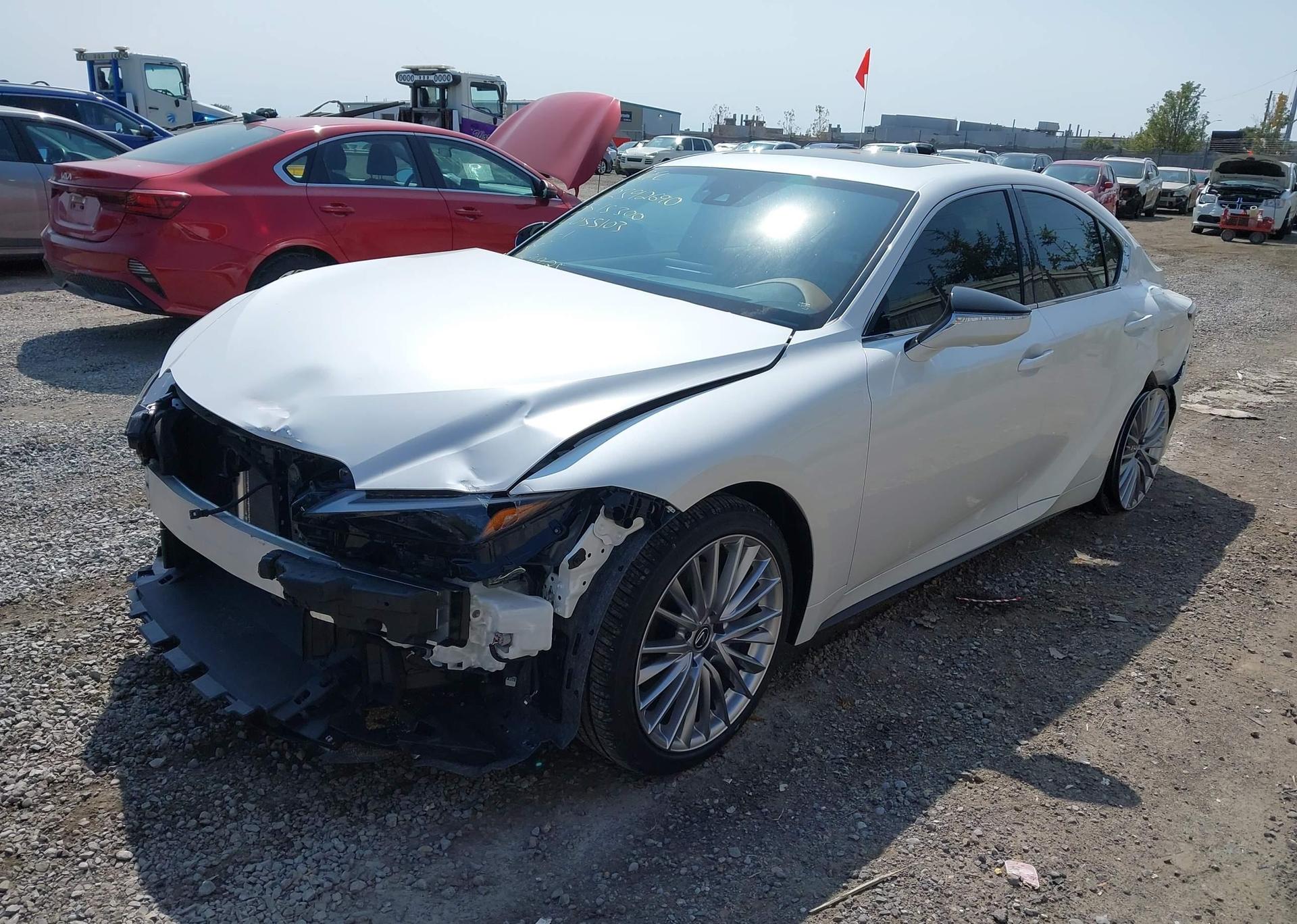 2025 LEXUS IS 300