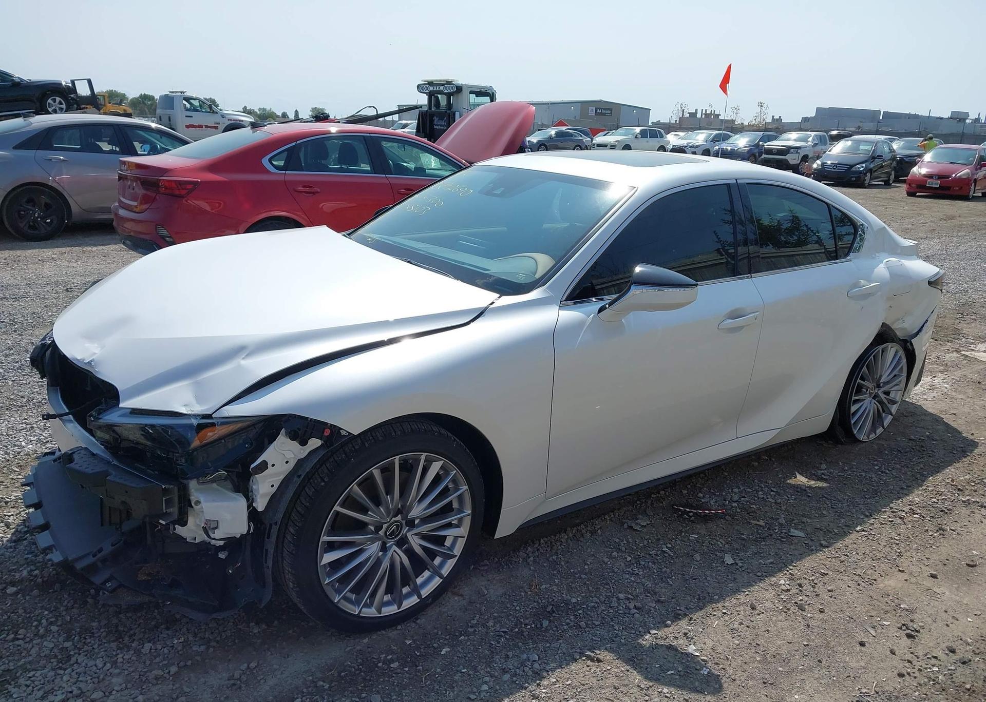 2025 LEXUS IS 300