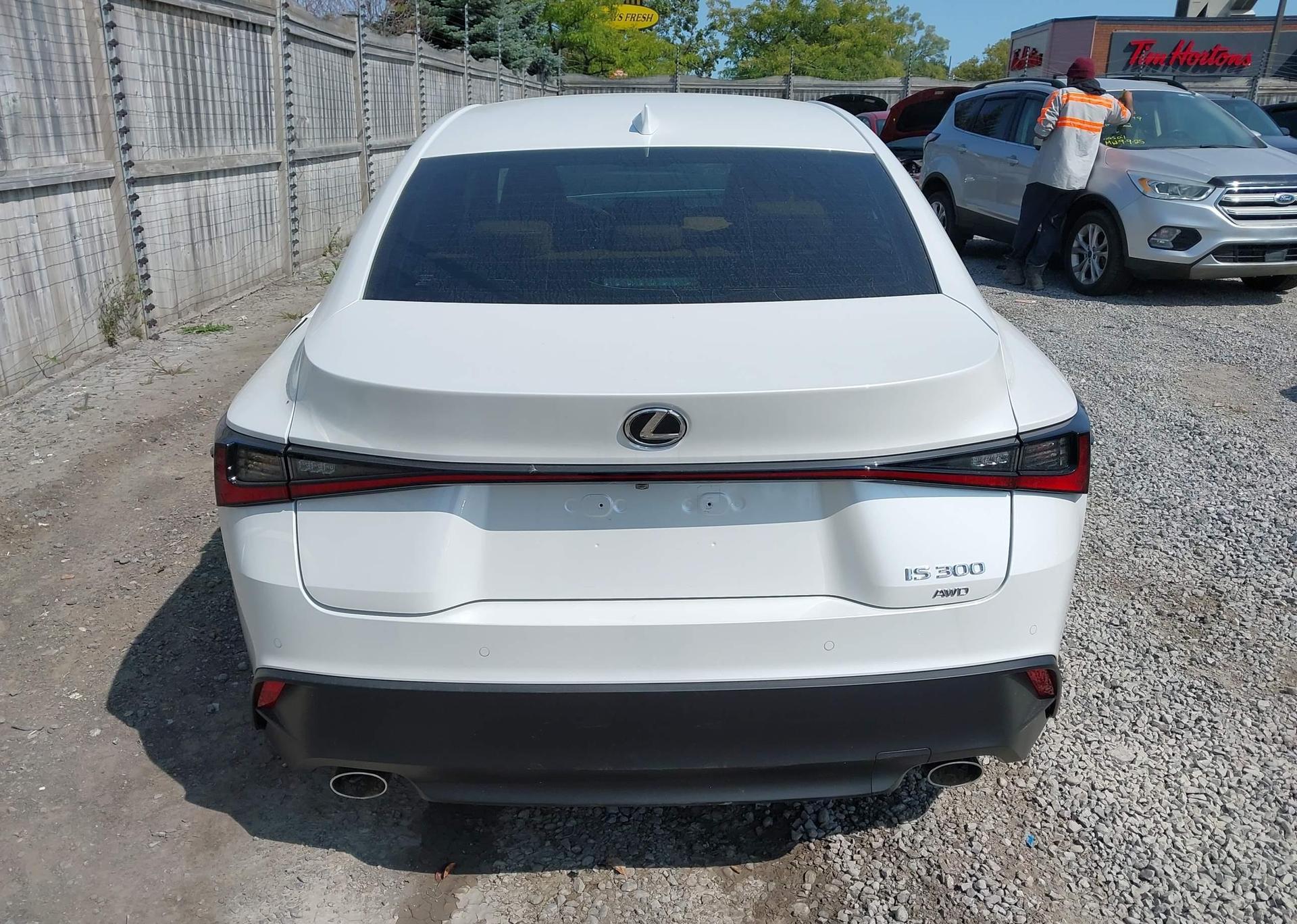2025 LEXUS IS 300