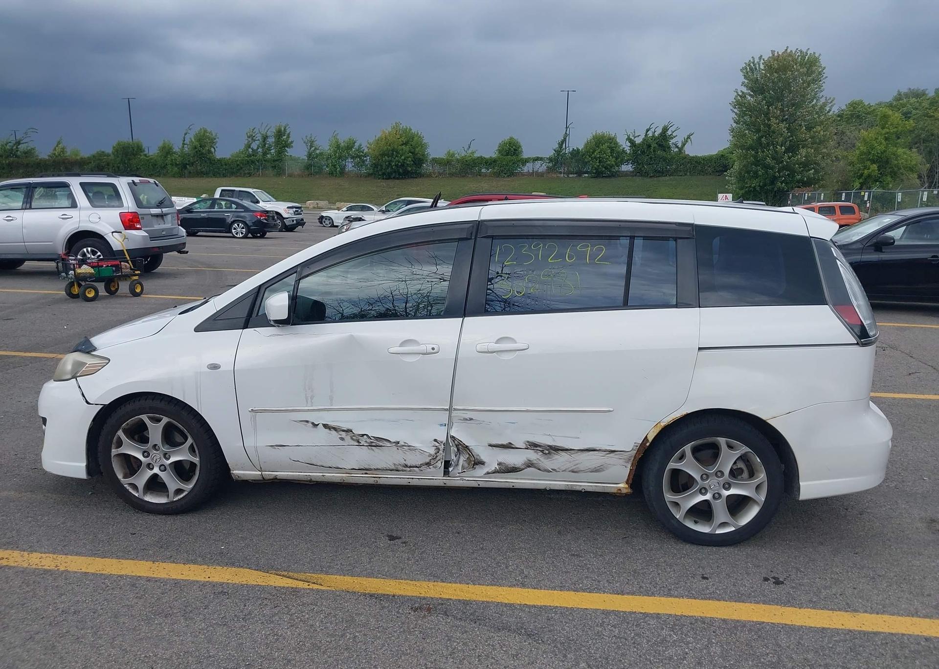 2008 MAZDA MAZDA5