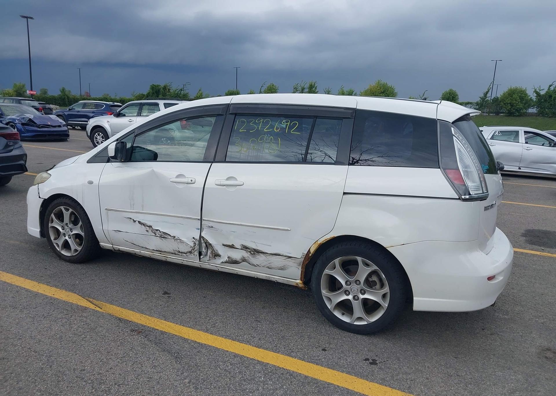 2008 MAZDA MAZDA5