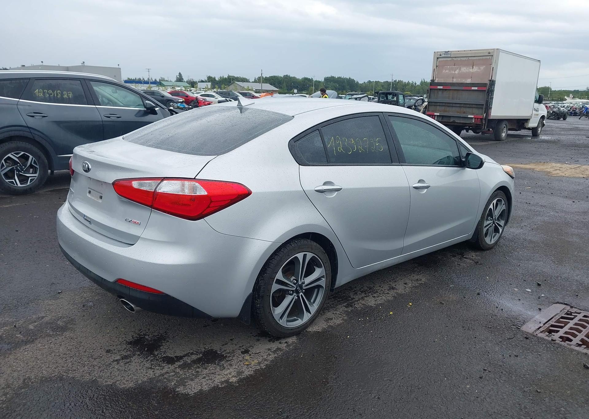 2015 KIA FORTE