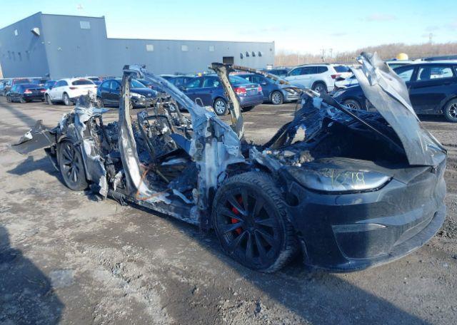2023 TESLA MODEL X PLAID