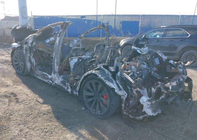2023 TESLA MODEL X PLAID
