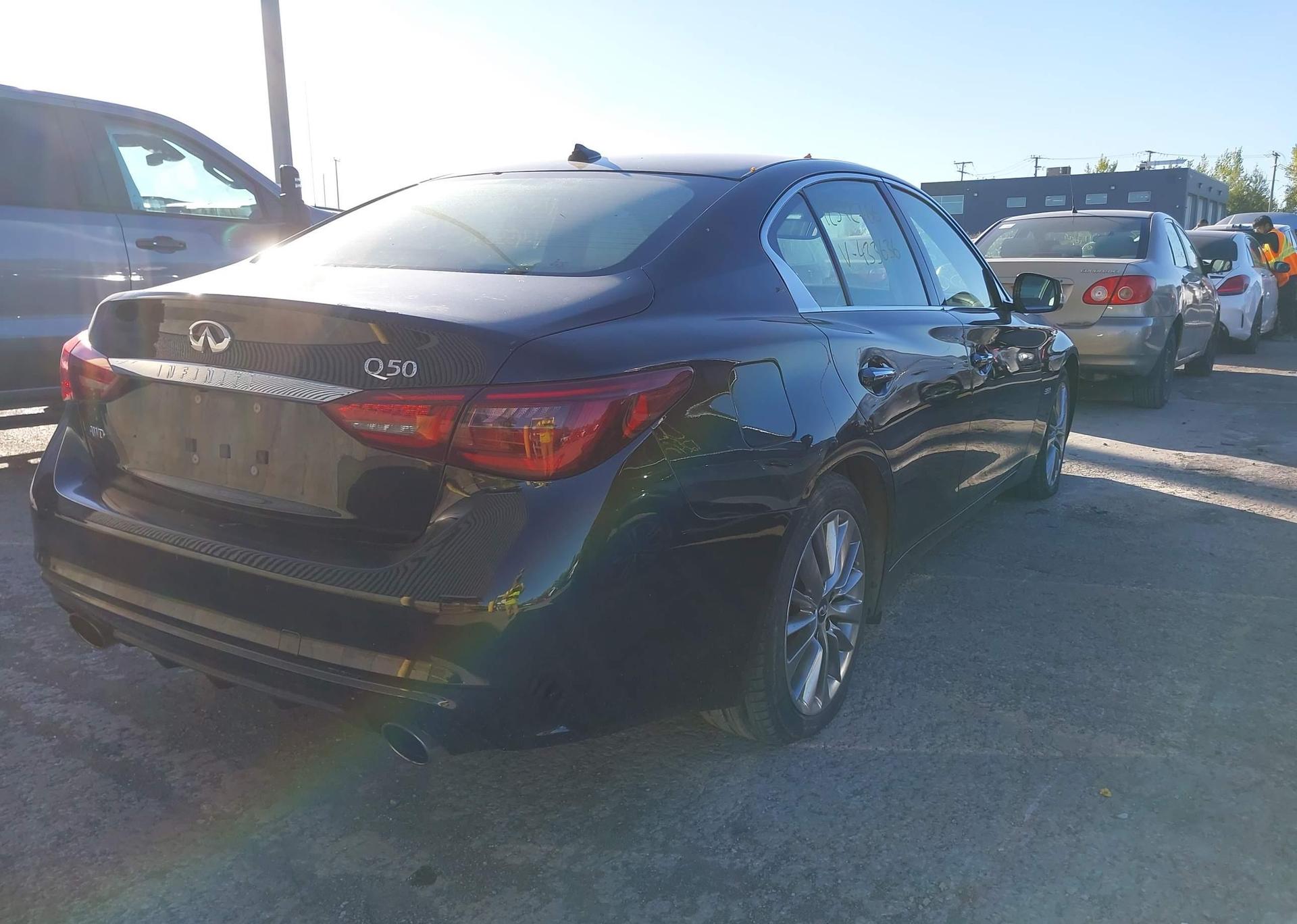 2018 INFINITI Q50 LUXE