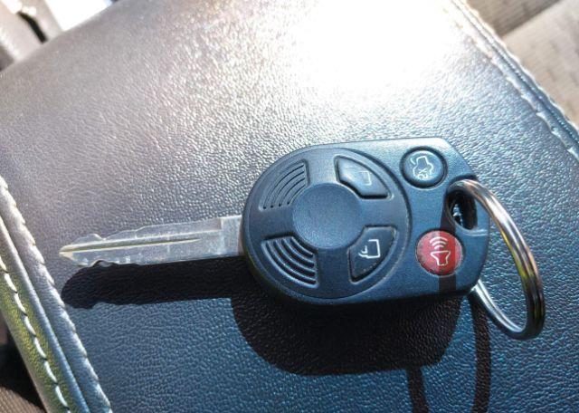 2011 FORD FUSION SE