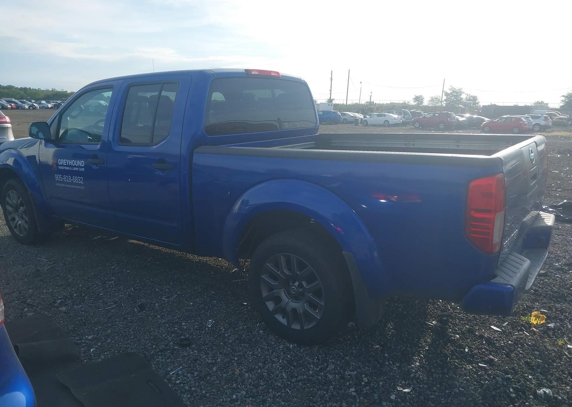2012 NISSAN FRONTIER SL