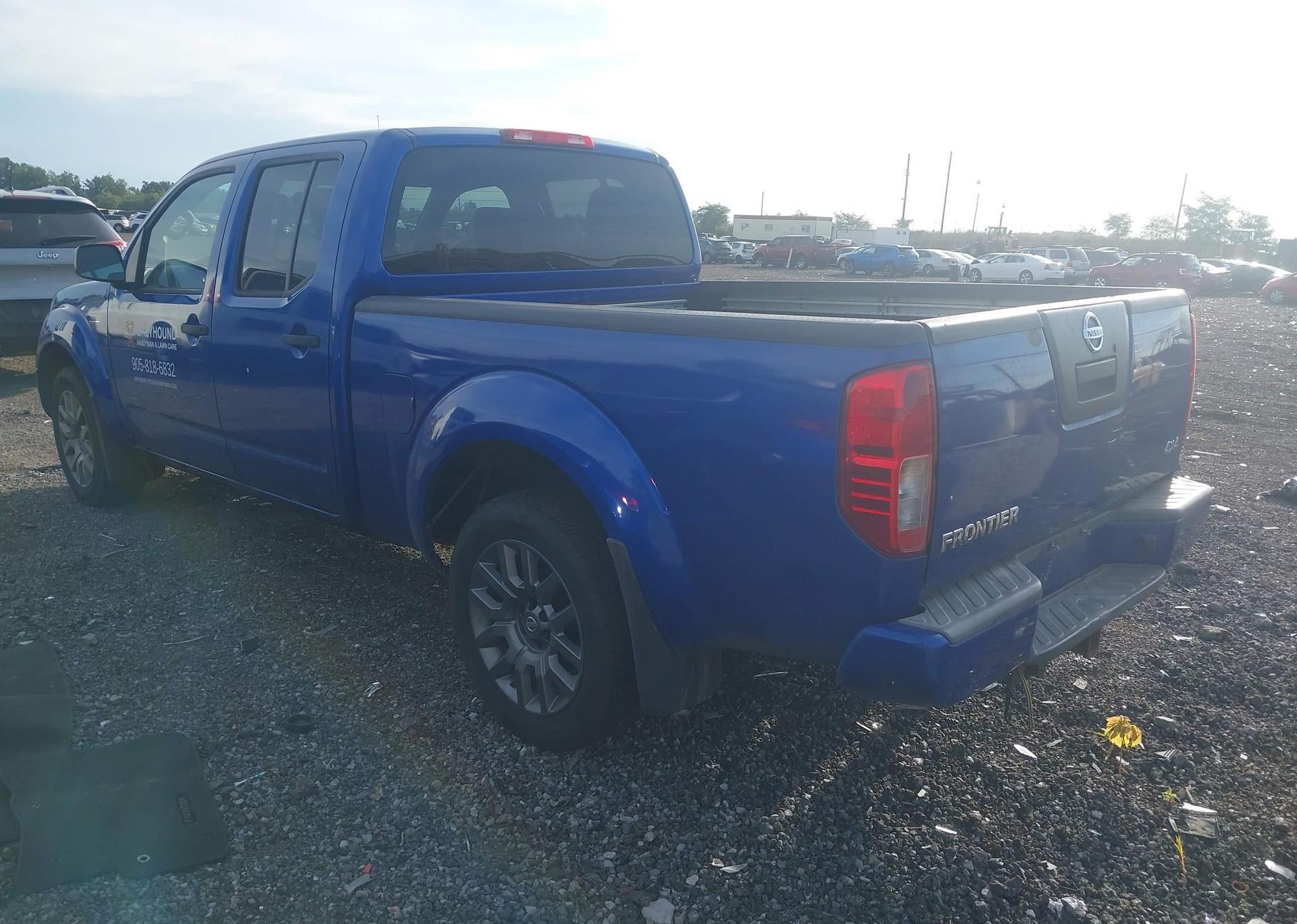 2012 NISSAN FRONTIER SL