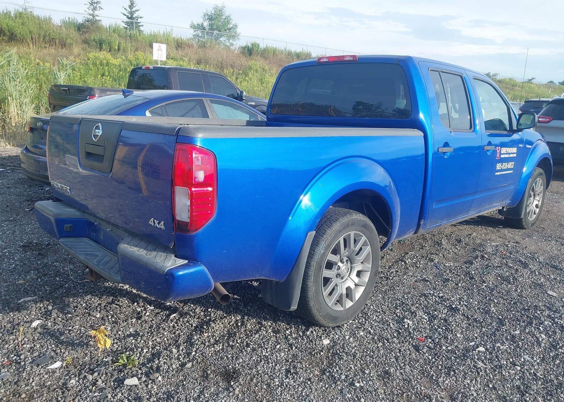 2012 NISSAN FRONTIER SL