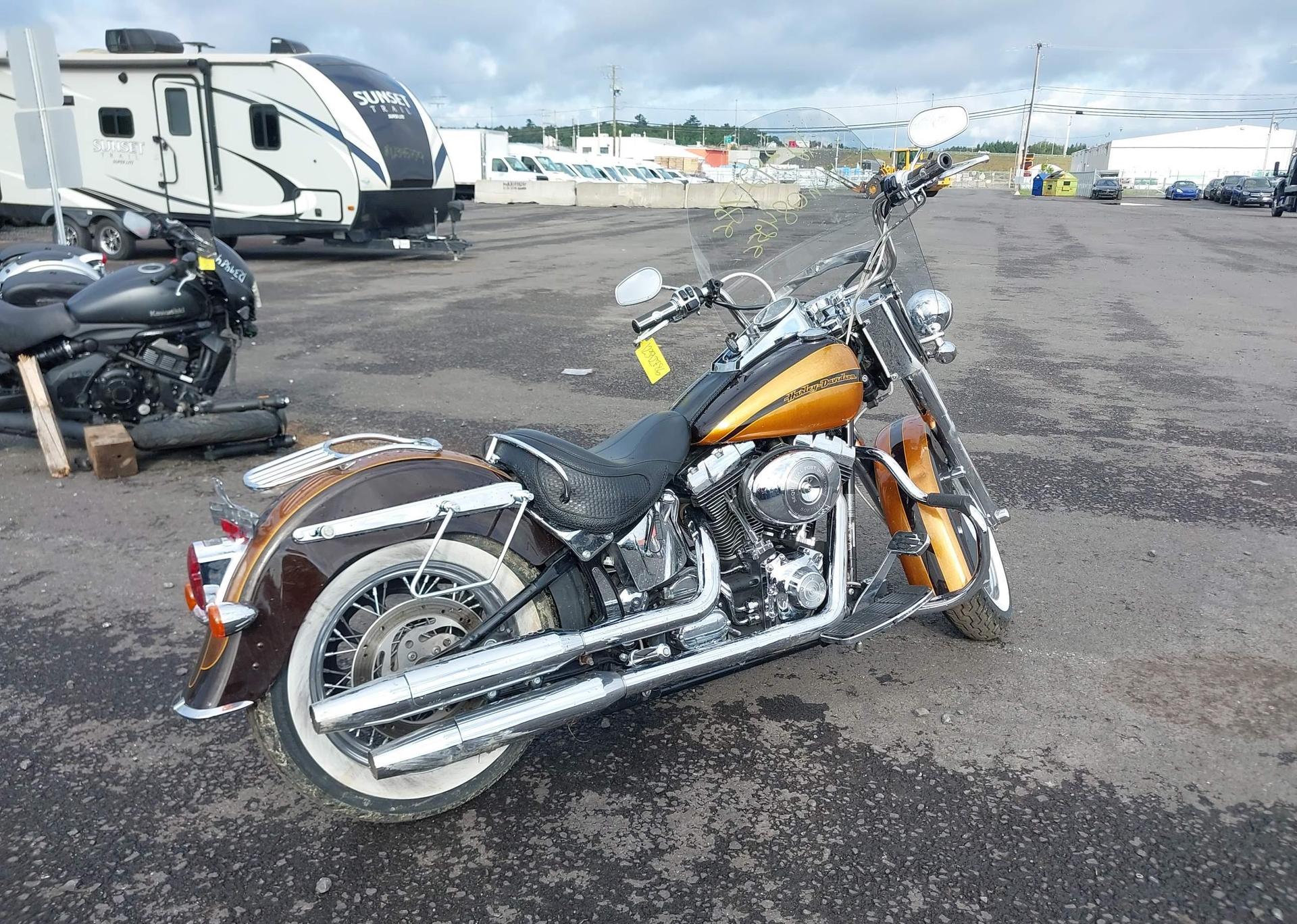 2006 HARLEY-DAVIDSON FLSTNI