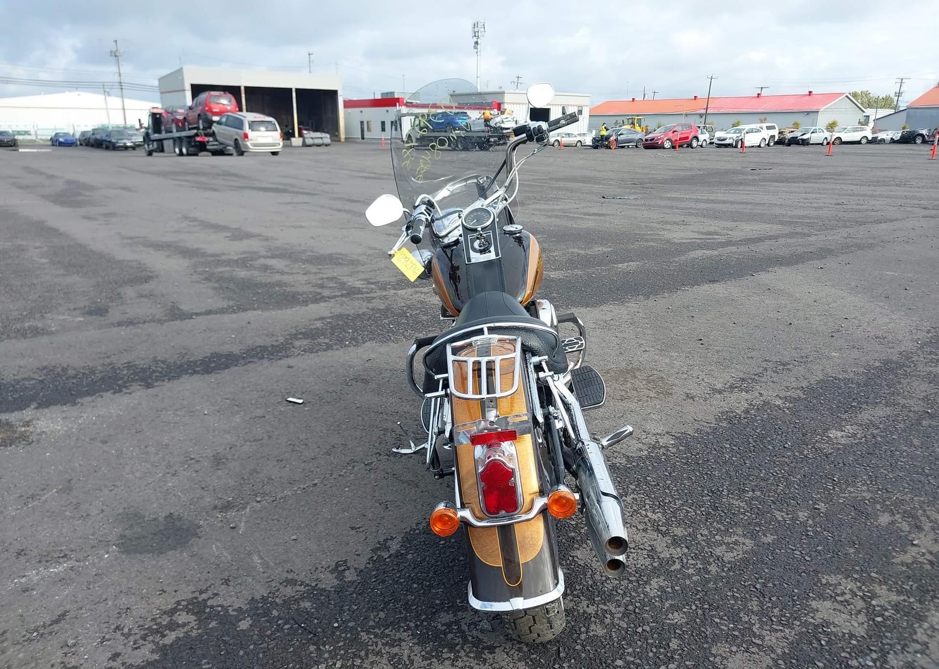 2006 HARLEY-DAVIDSON FLSTNI