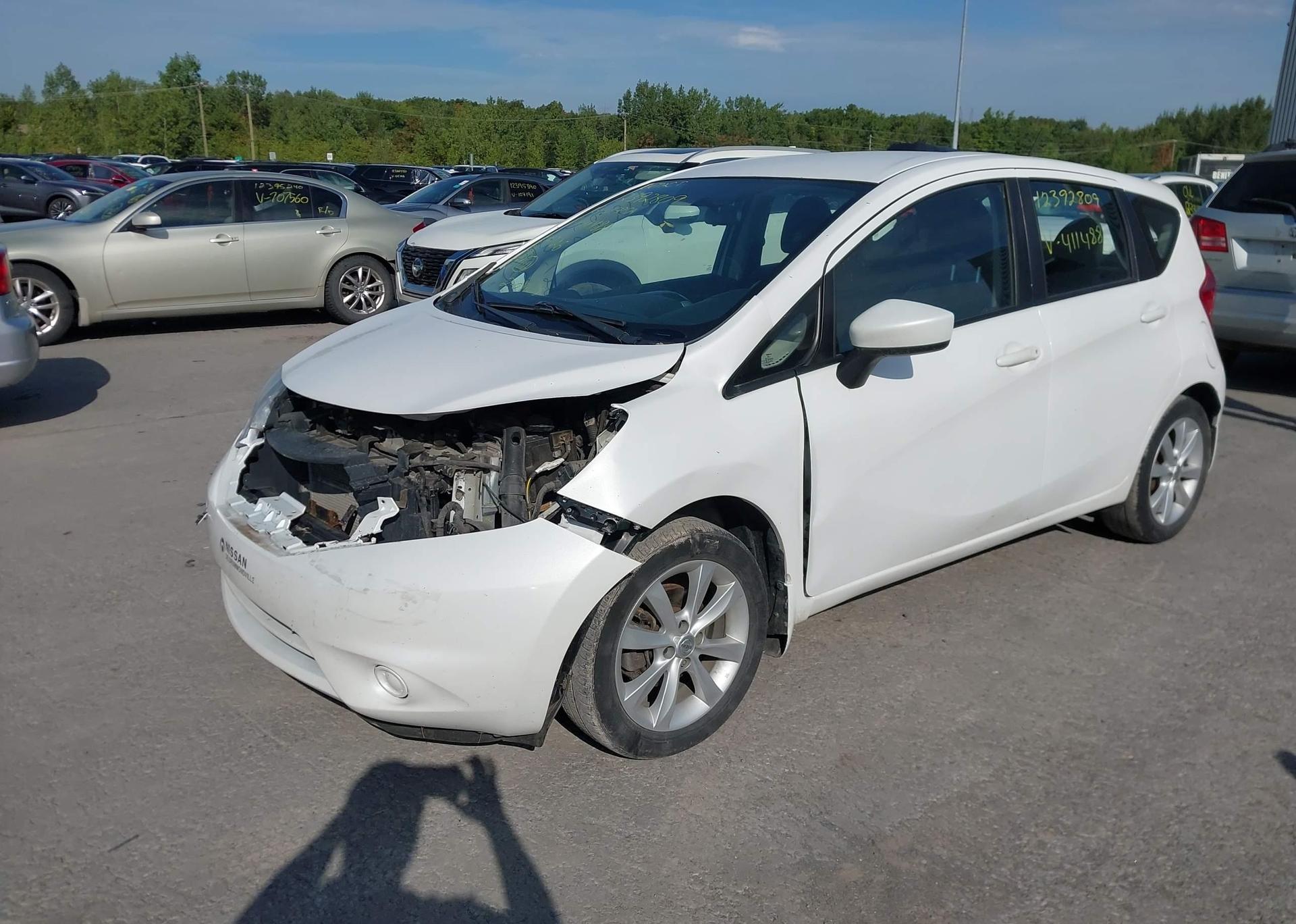 2016 NISSAN VERSA