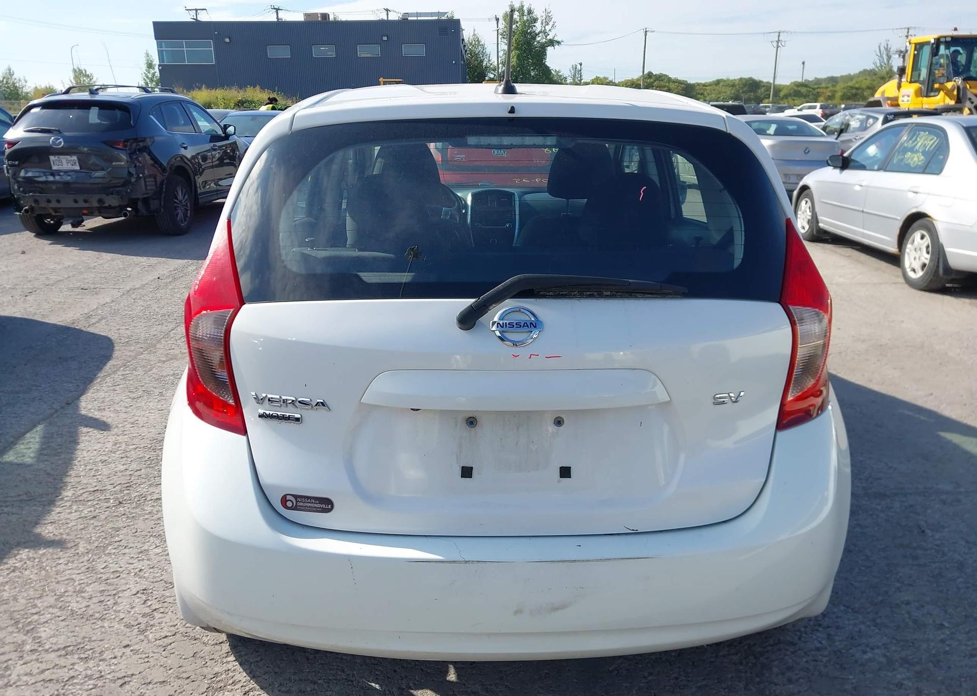 2016 NISSAN VERSA