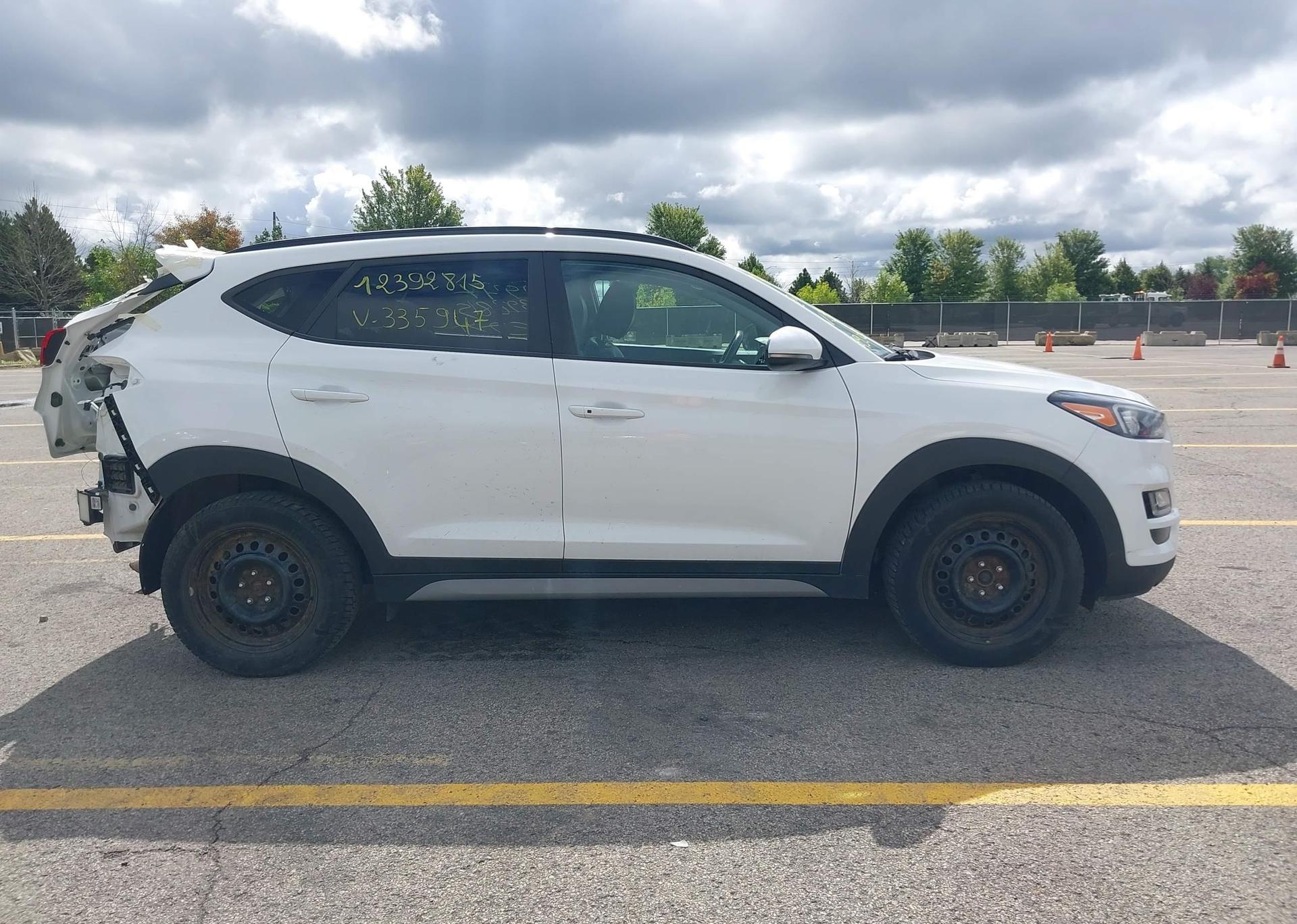 2021 HYUNDAI TUCSON PREFERRED AWD WITH SUN AND LEATHER PACKAGE