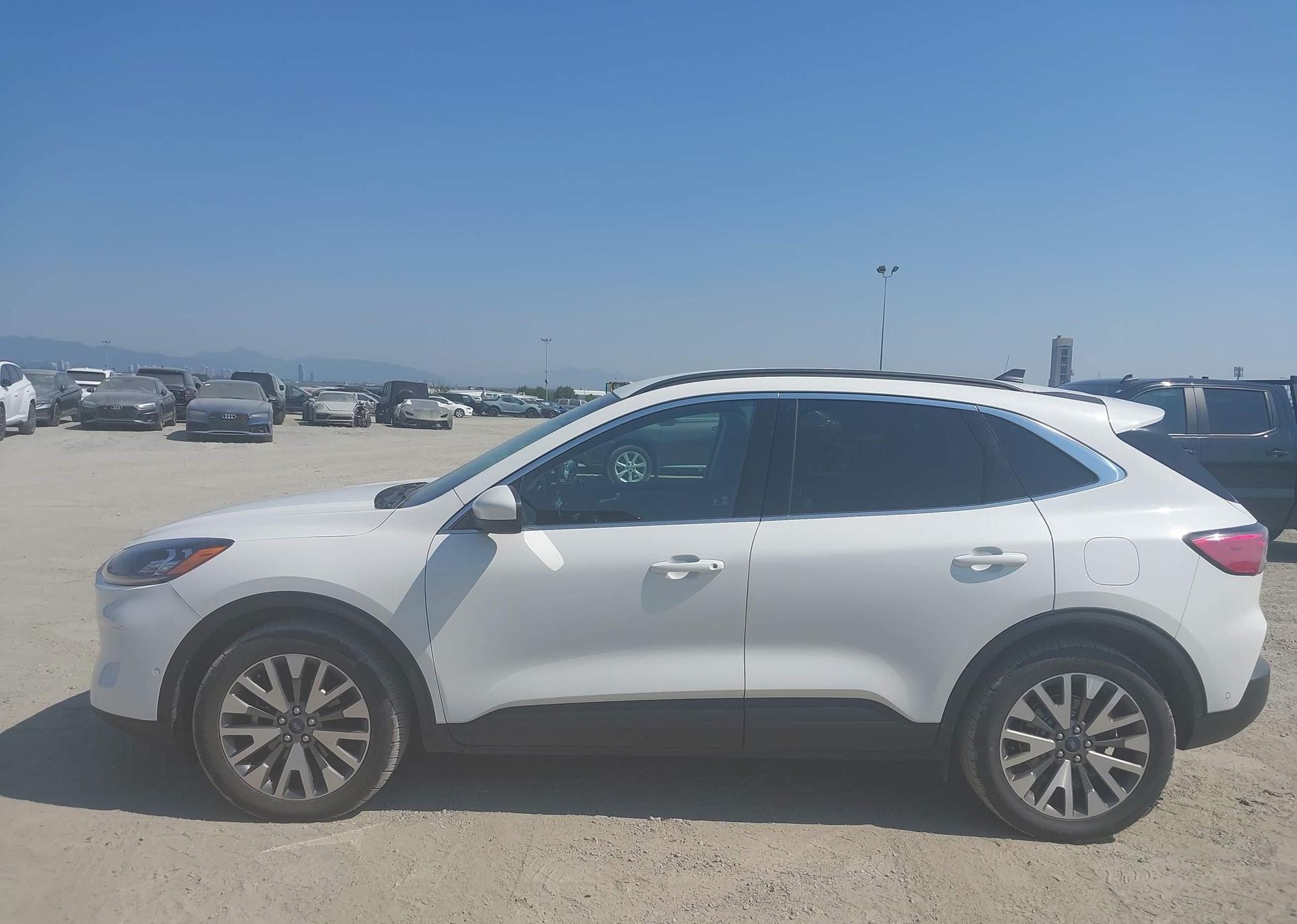 2021 FORD ESCAPE TITANIUM