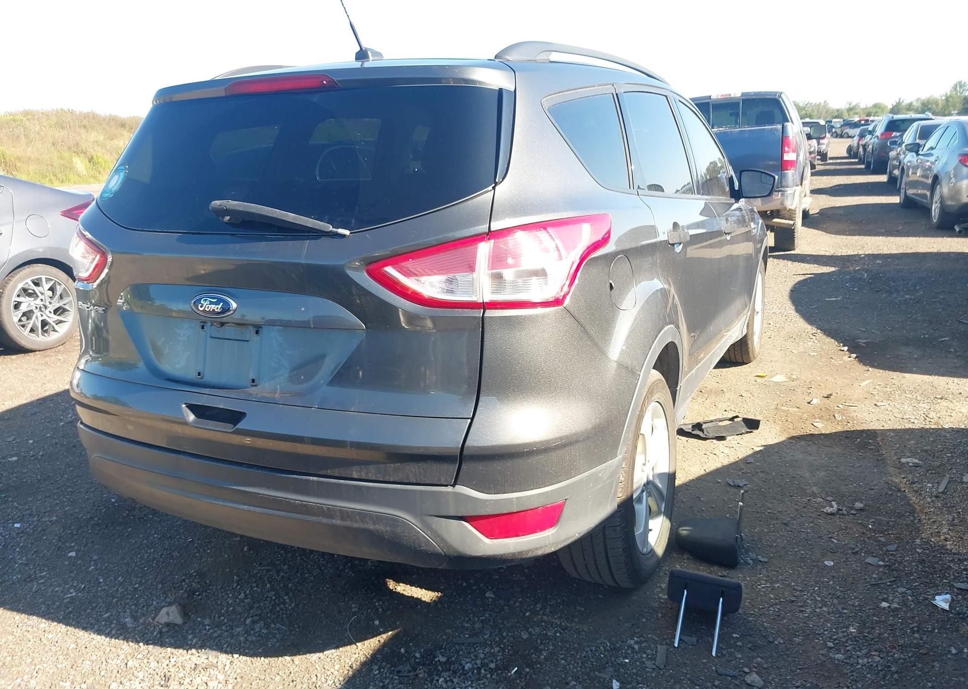 2015 FORD ESCAPE S