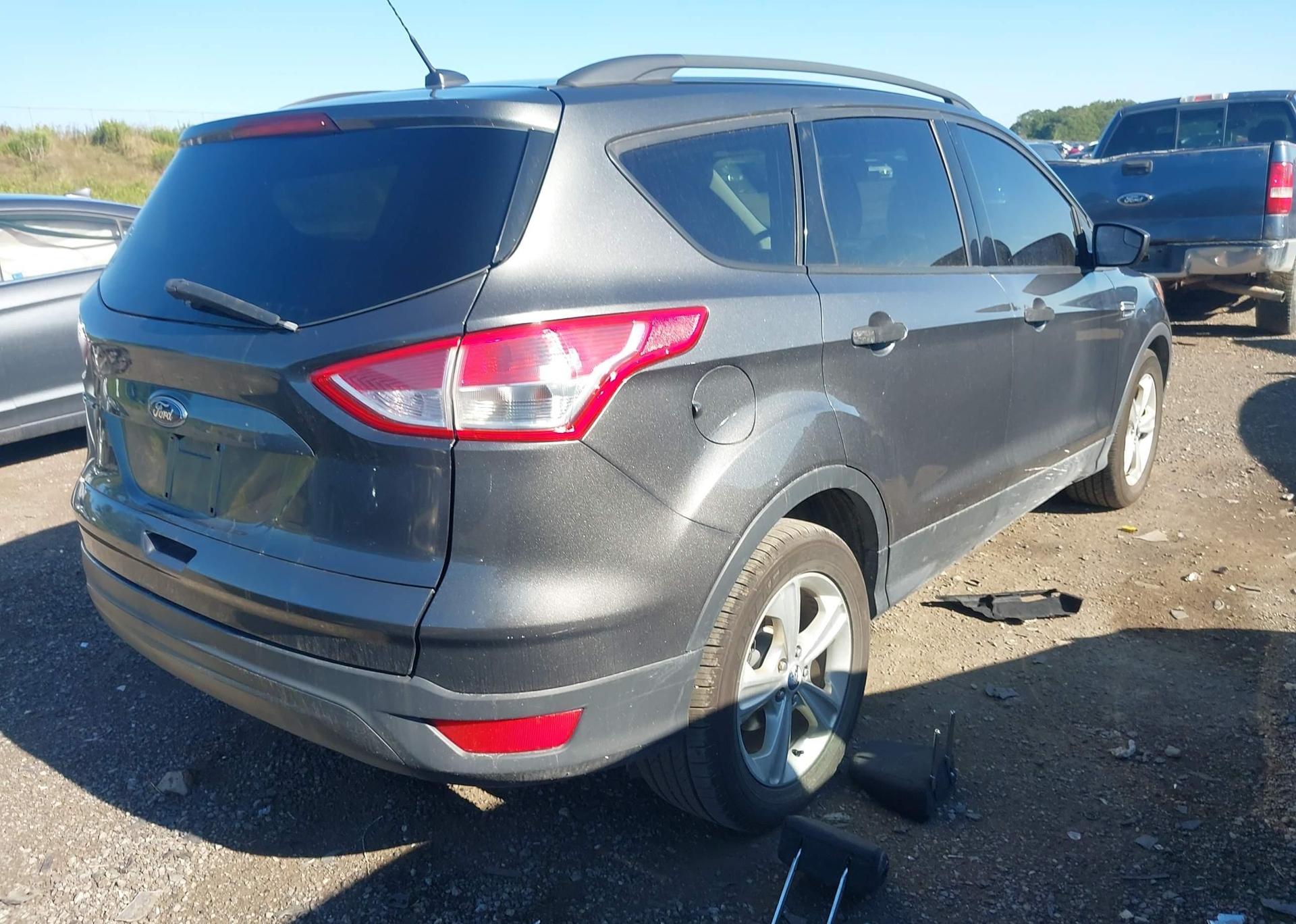 2015 FORD ESCAPE S