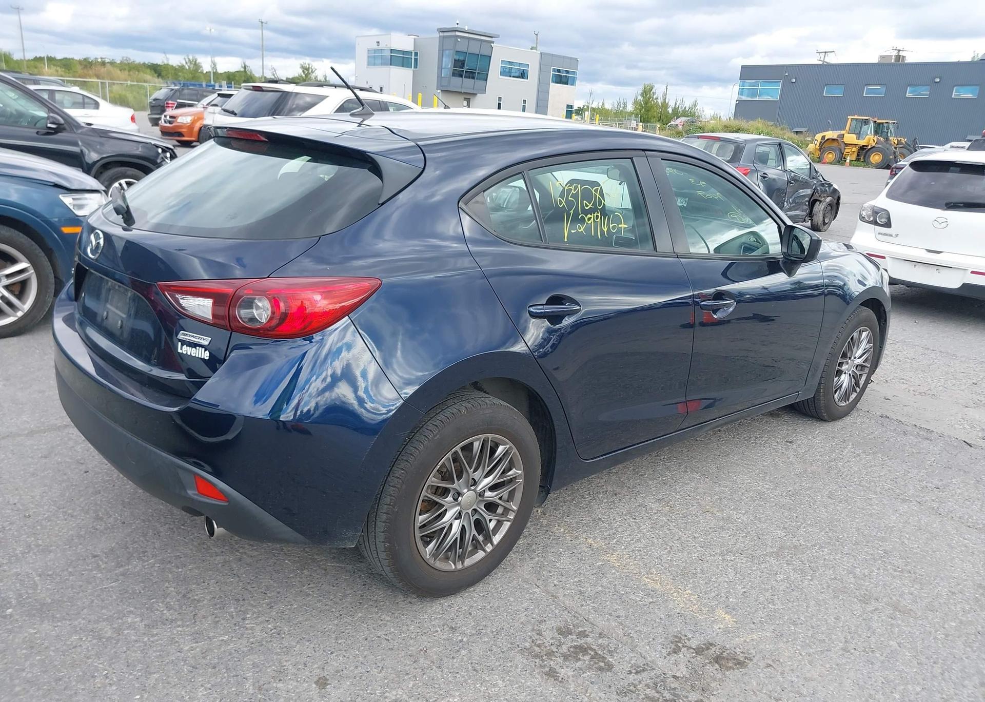 2016 MAZDA 3 Sport