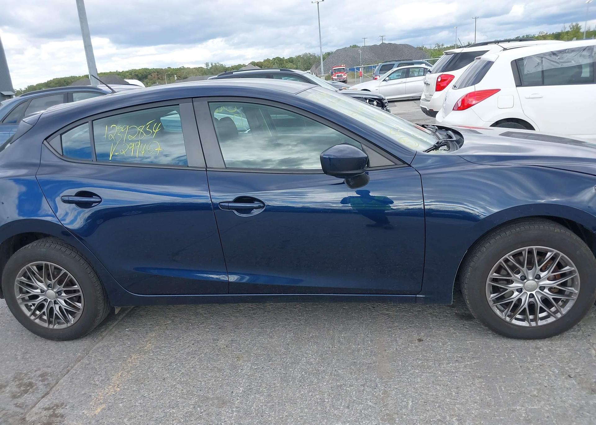 2016 MAZDA 3 Sport