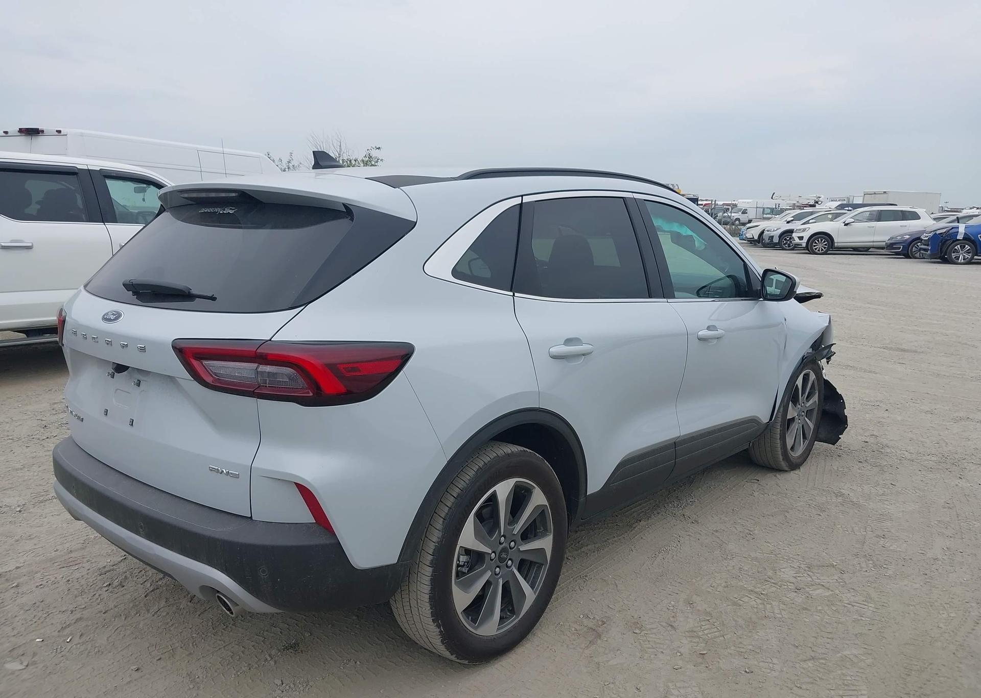 2025 FORD ESCAPE PLATINUM