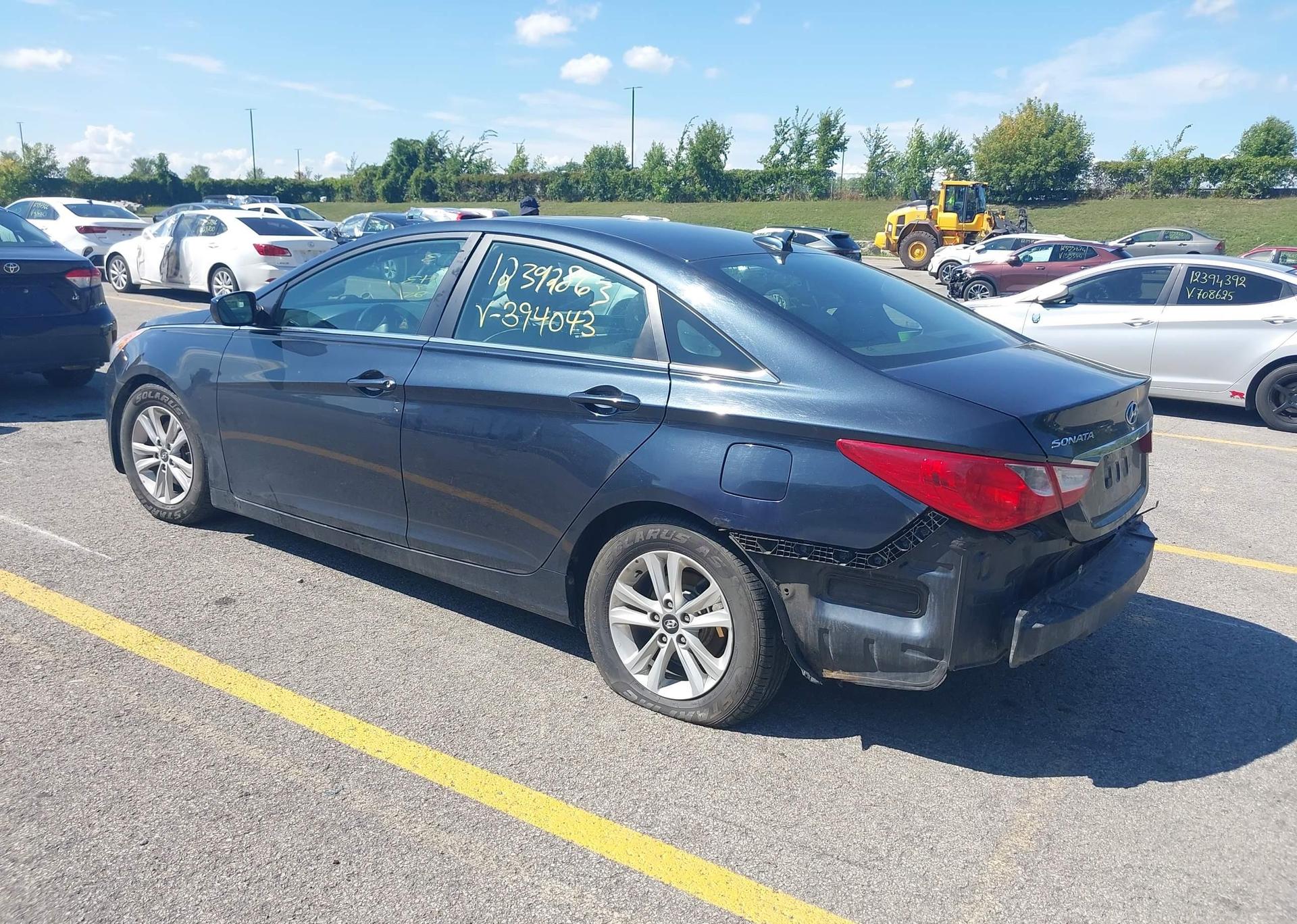 2012 HYUNDAI SONATA GLS
