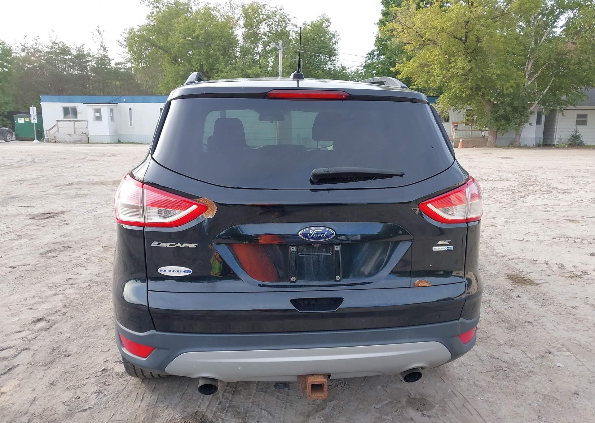 2016 FORD ESCAPE SE