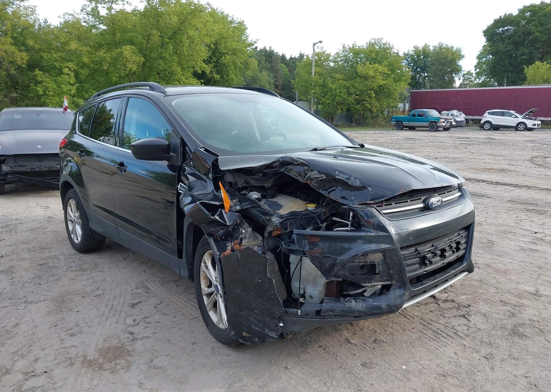 2016 FORD ESCAPE SE