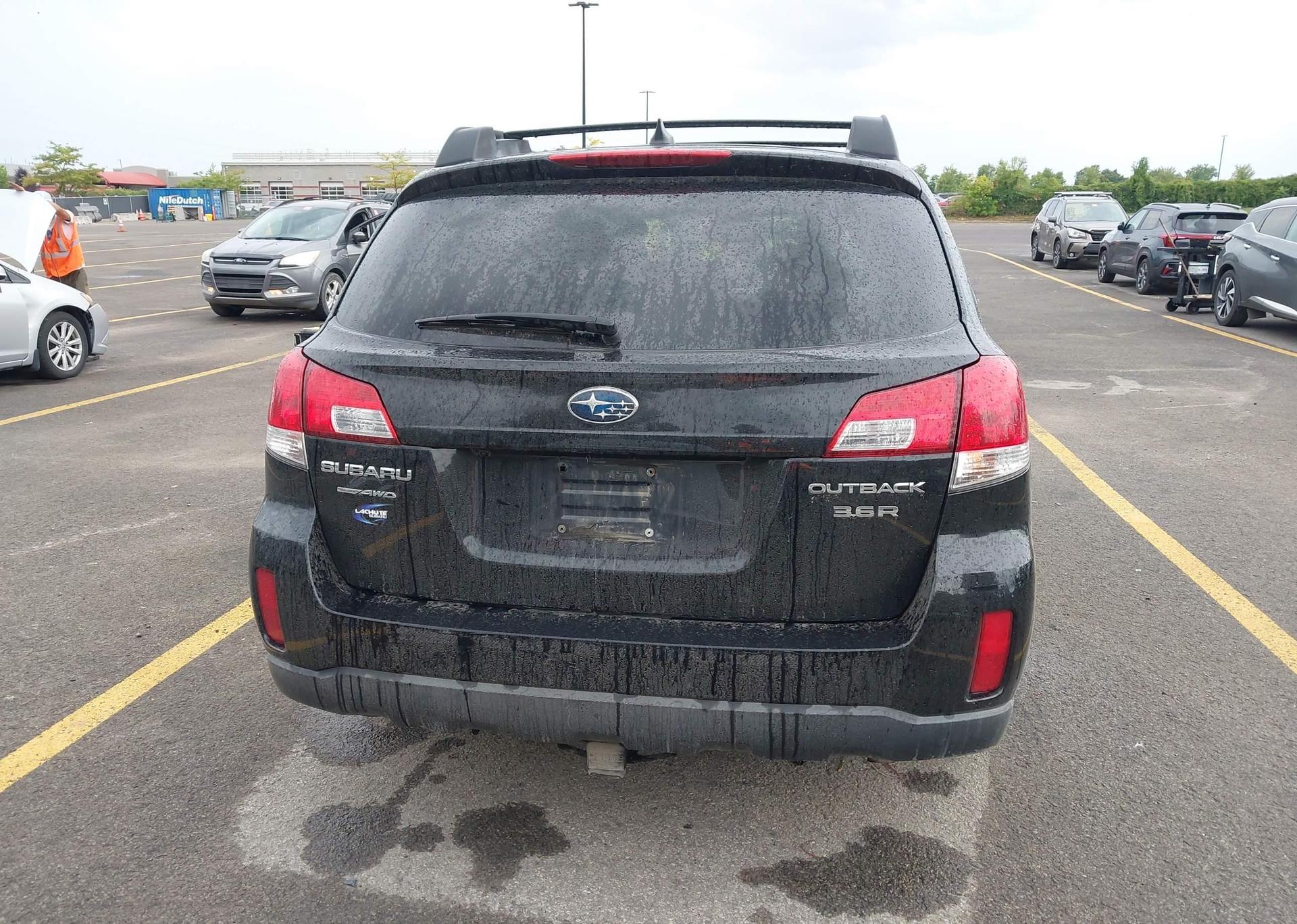 2014 SUBARU LEGACY OUTBACK