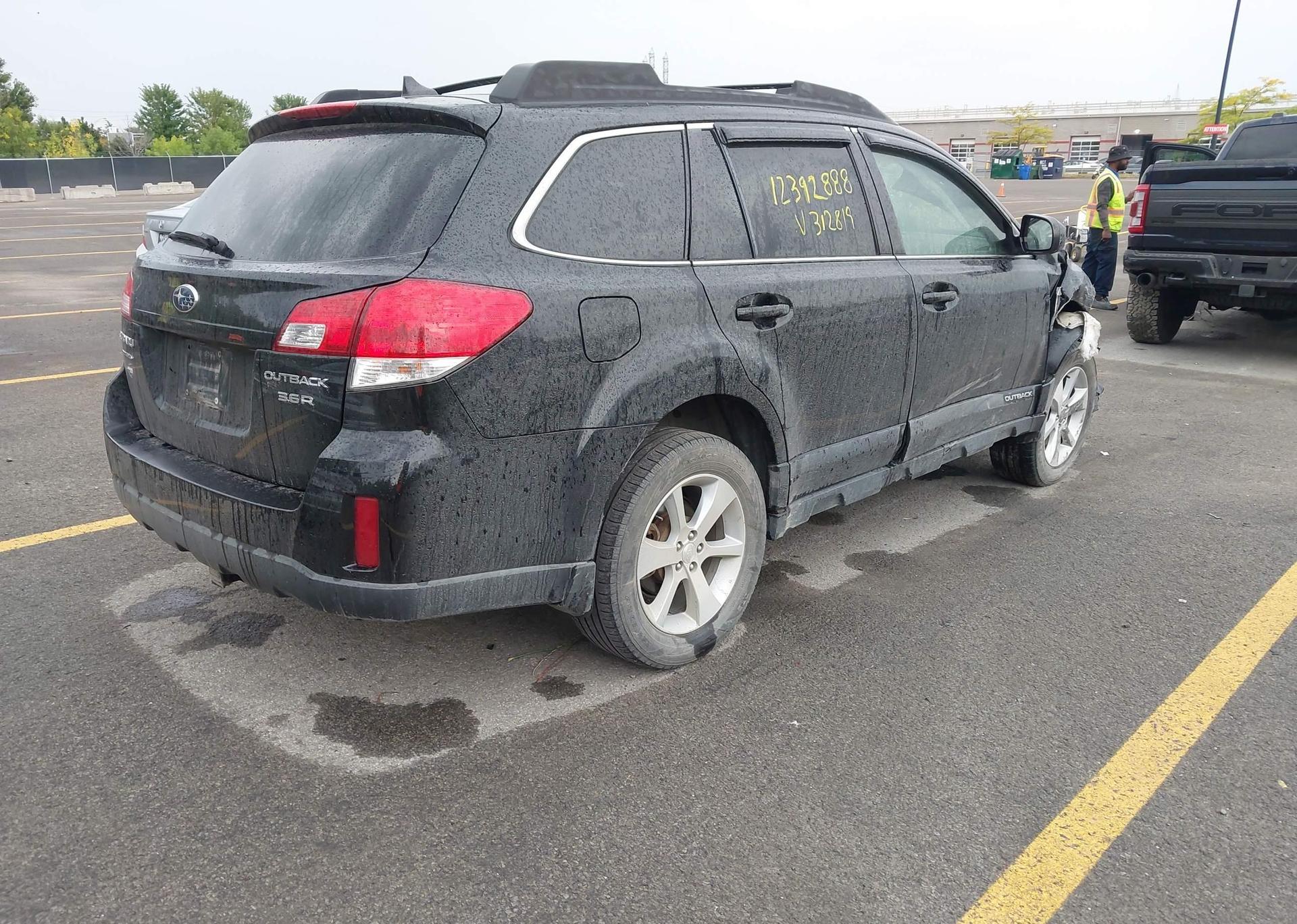 2014 SUBARU LEGACY OUTBACK