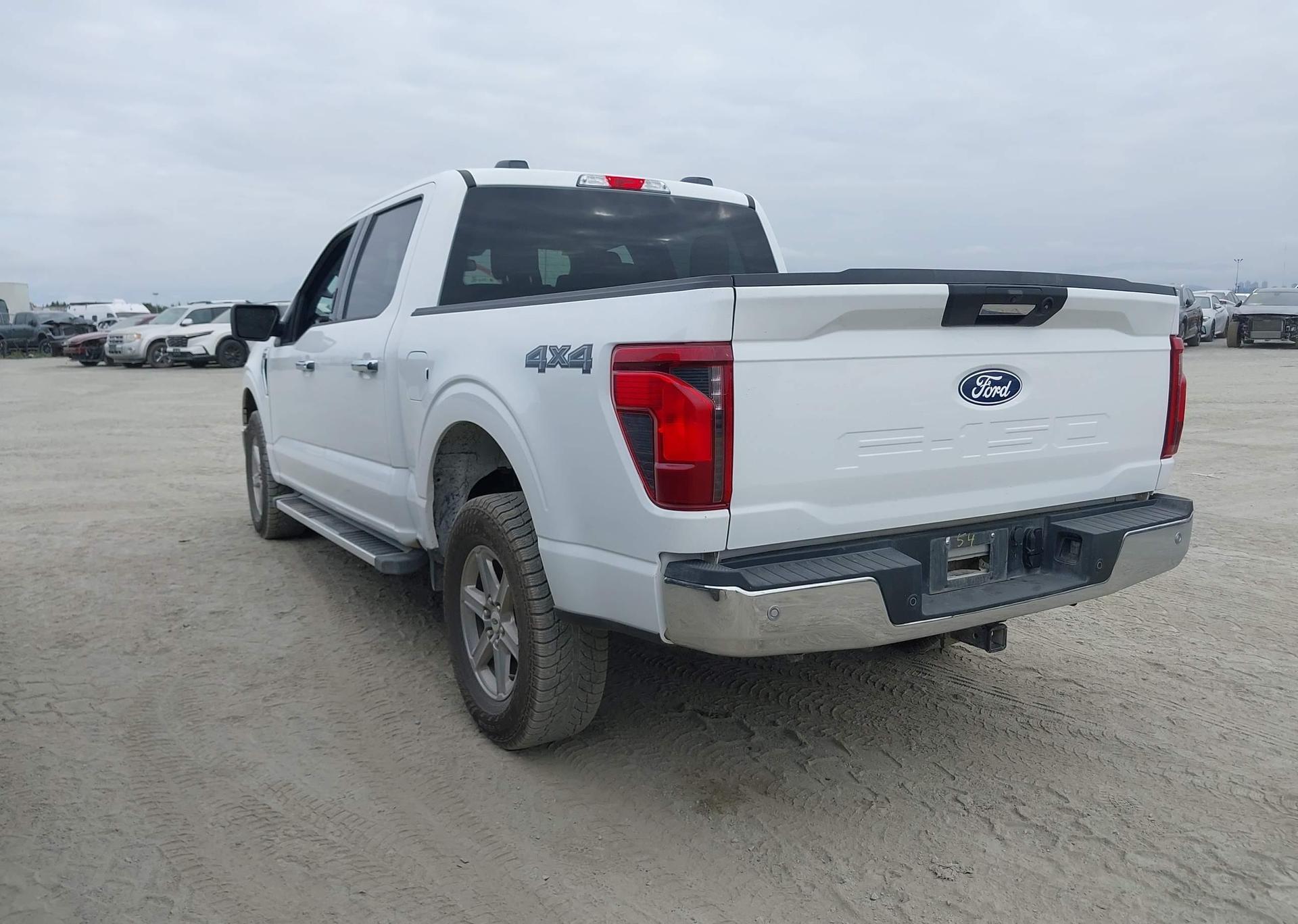2024 FORD F150 XLT