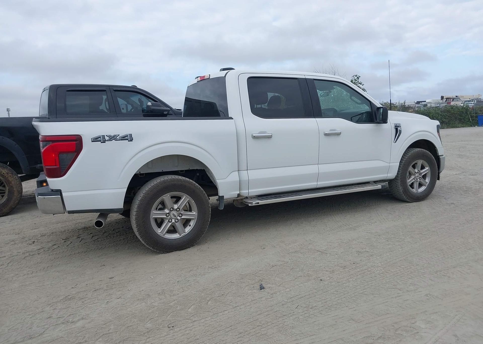 2024 FORD F150 XLT