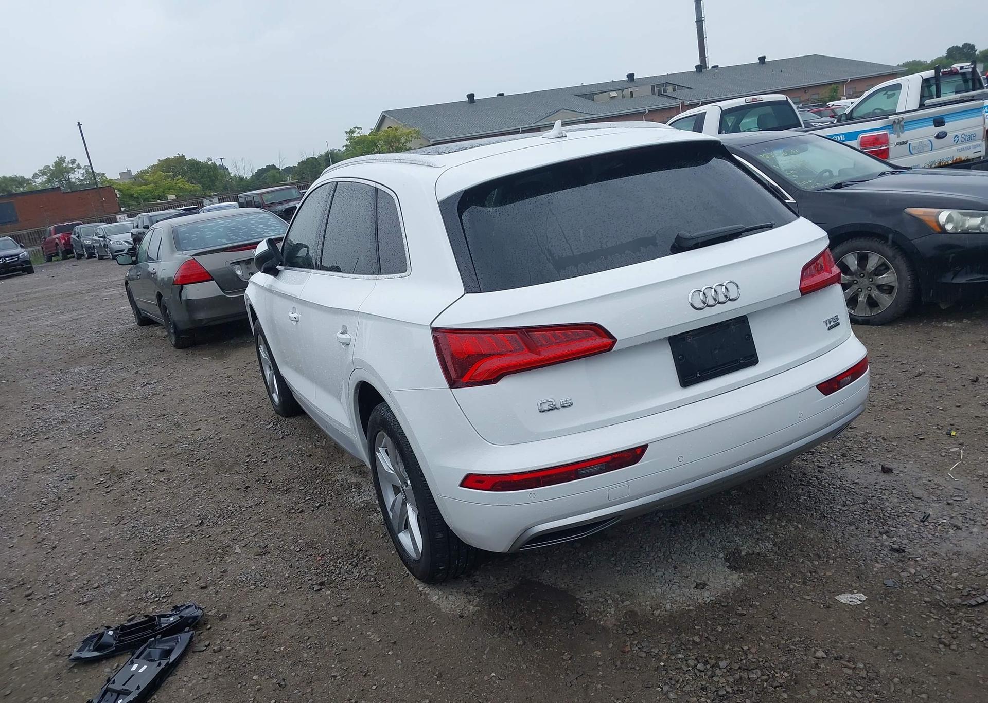 2018 AUDI Q5 2.0T TECHNIK