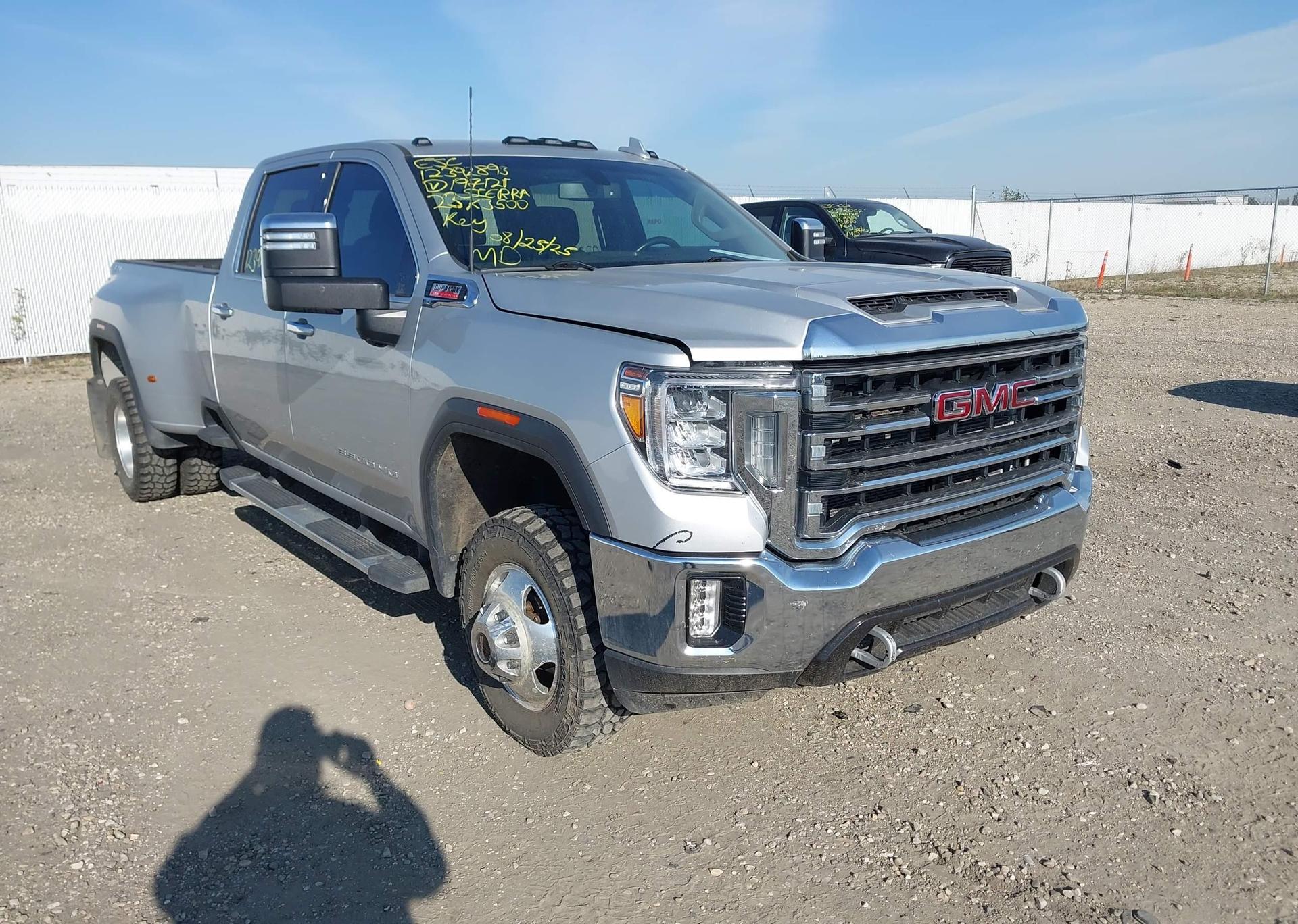 2023 GMC SIERRA K3500 SLT