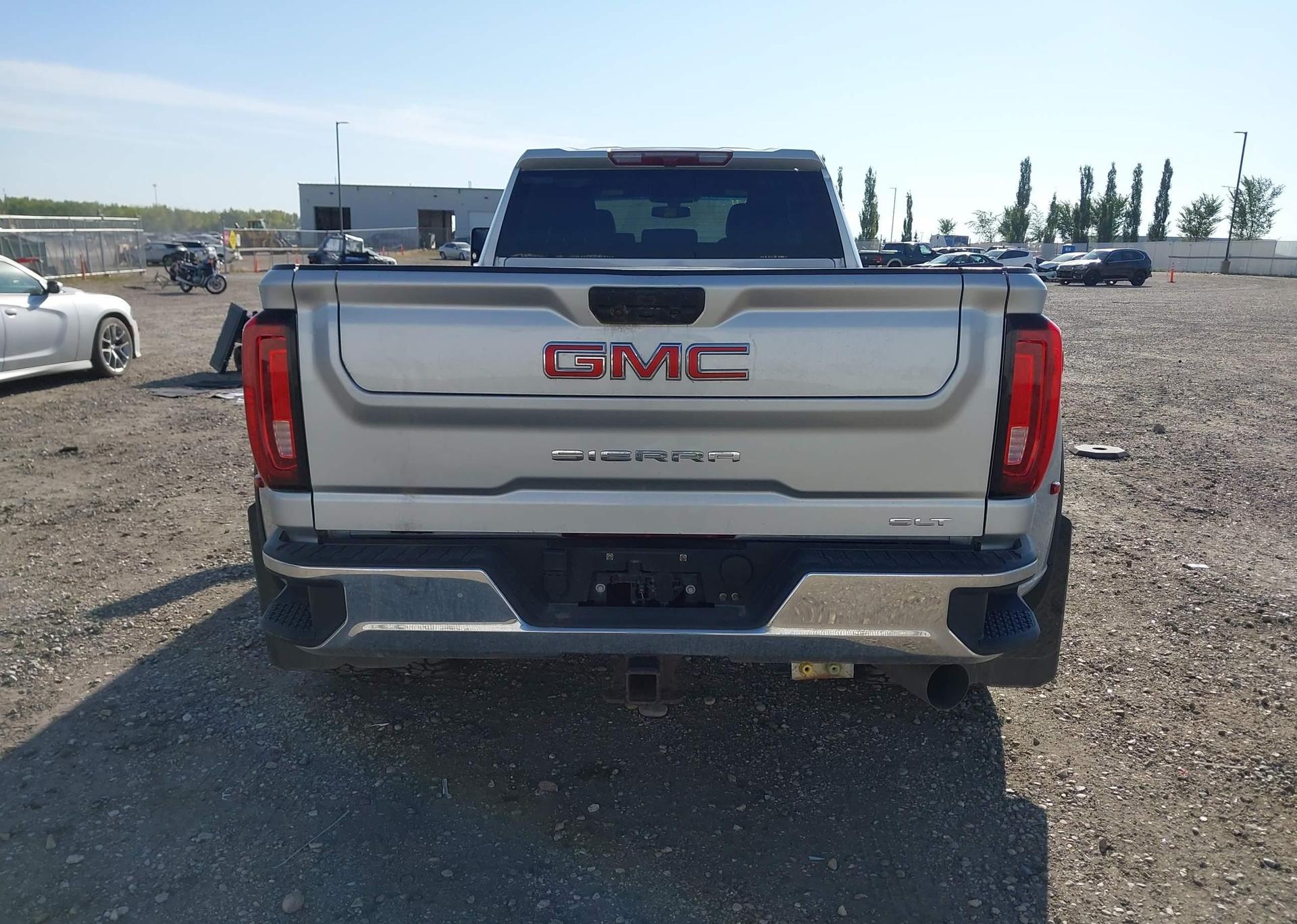 2023 GMC SIERRA K3500 SLT