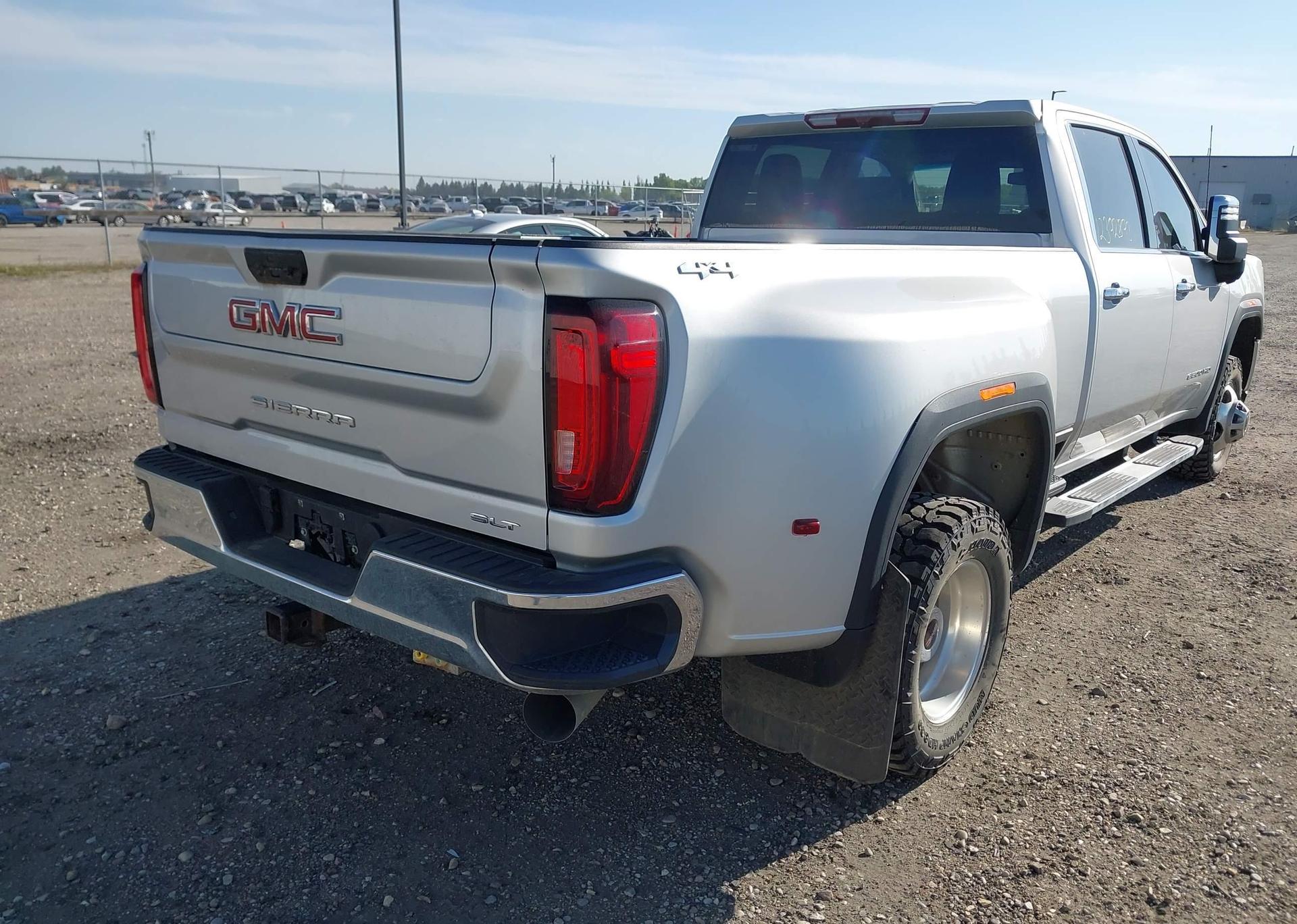 2023 GMC SIERRA K3500 SLT