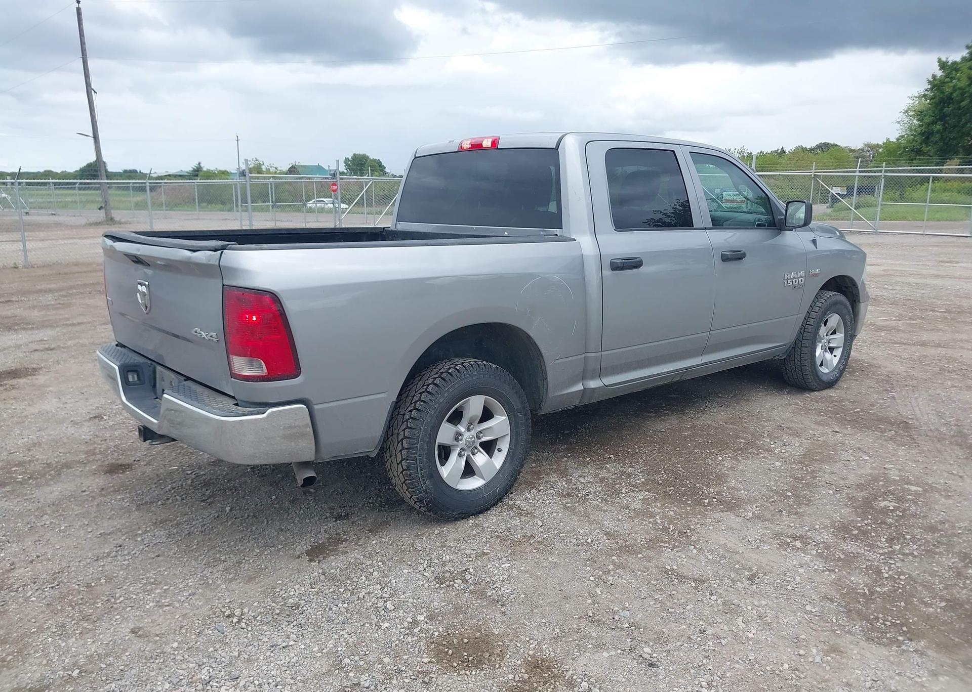 2023 RAM 1500 CLASSIC SLT