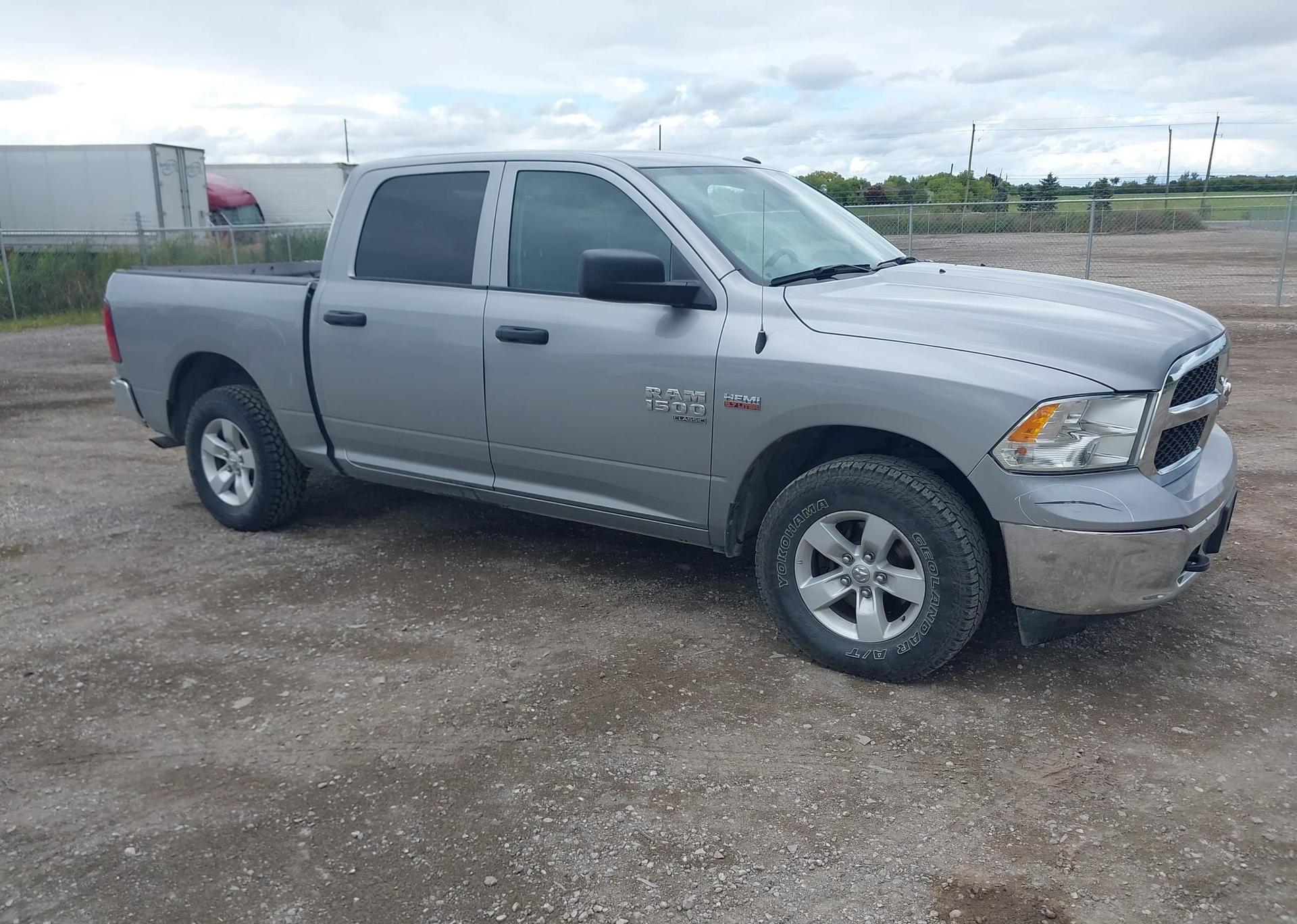 2023 RAM 1500 CLASSIC SLT