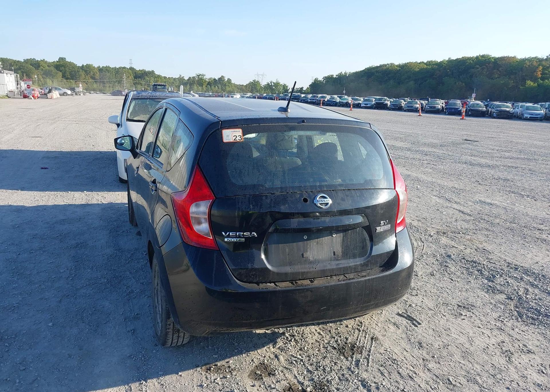 2016 NISSAN VERSA
