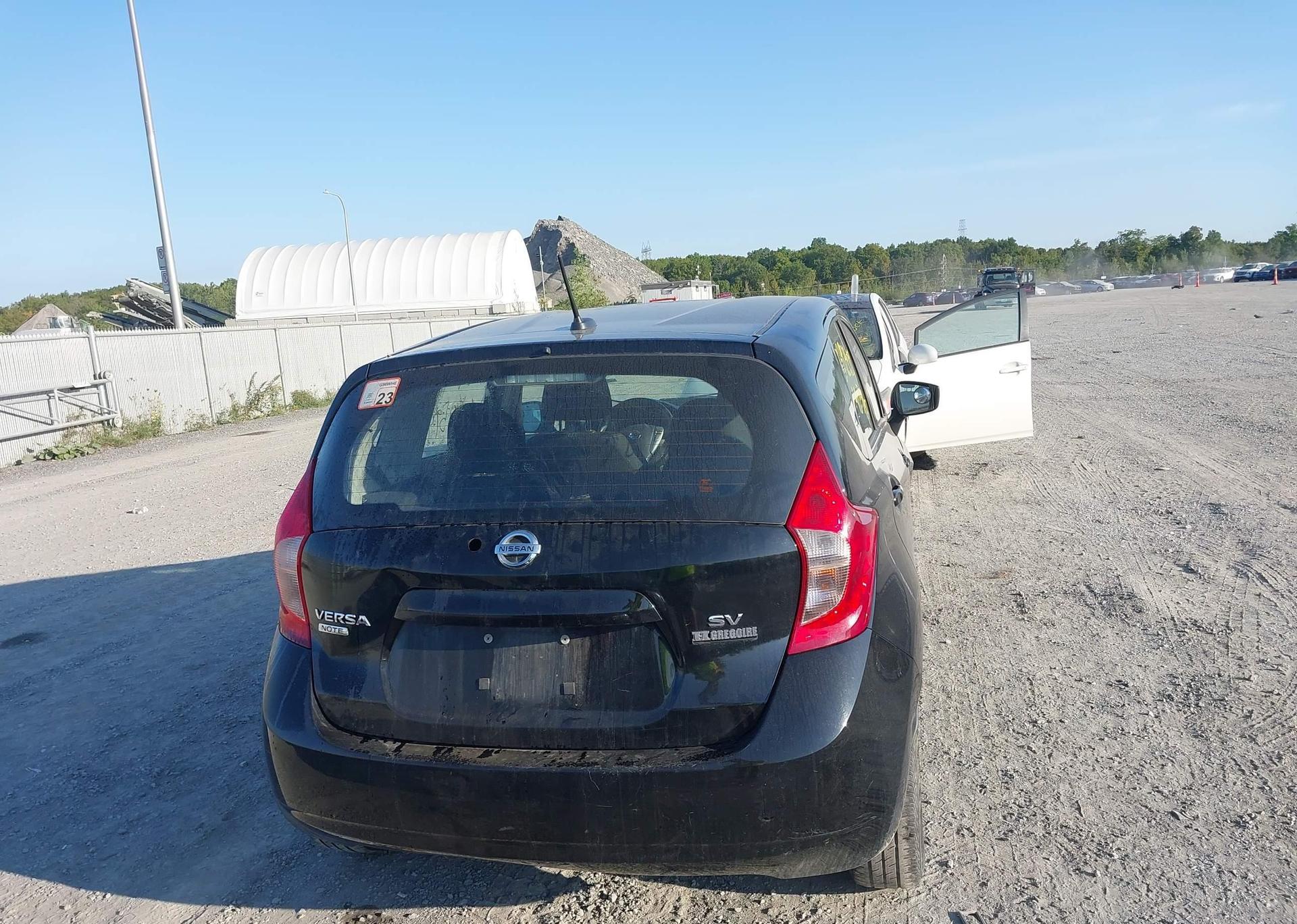 2016 NISSAN VERSA