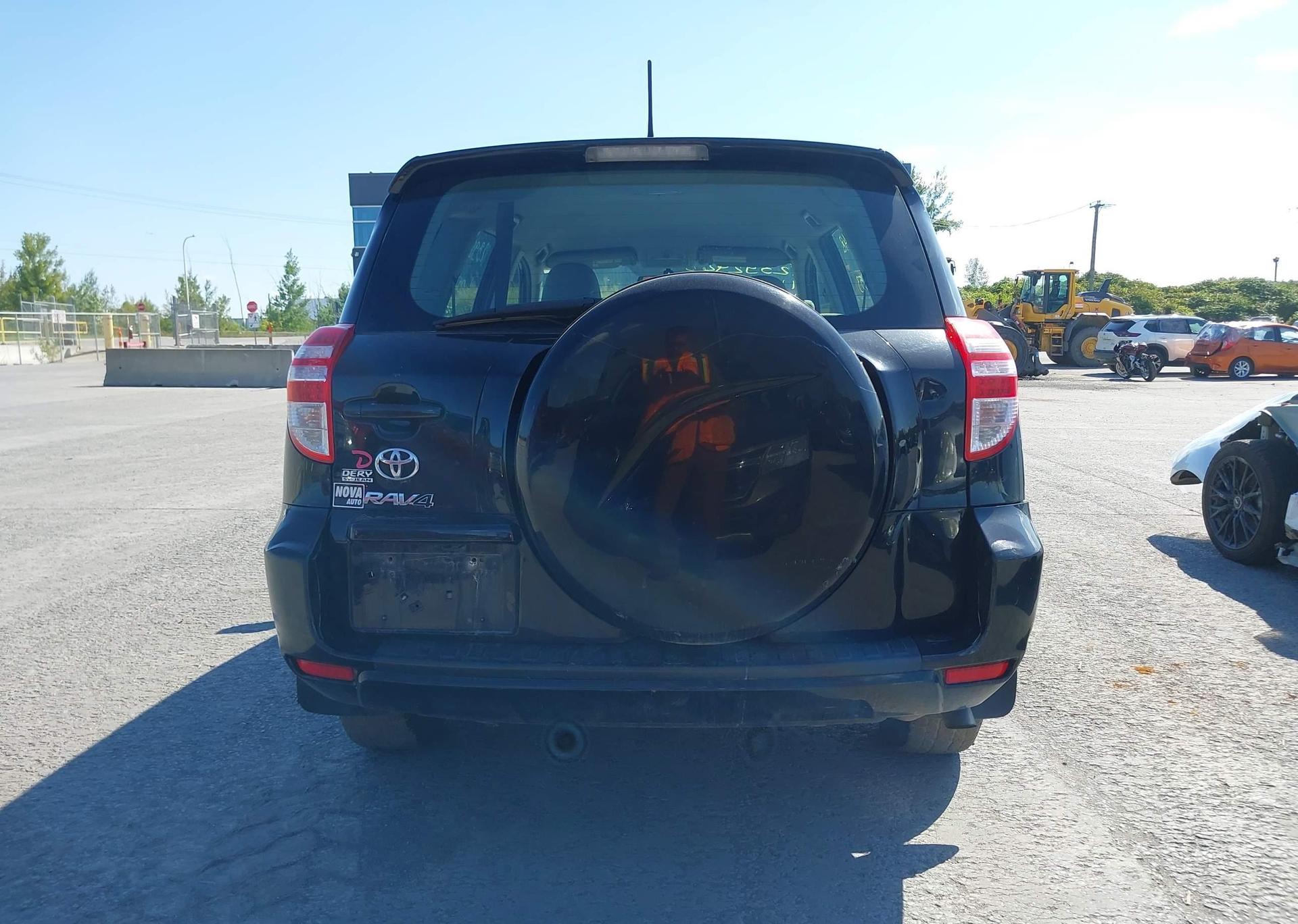 2011 TOYOTA RAV4