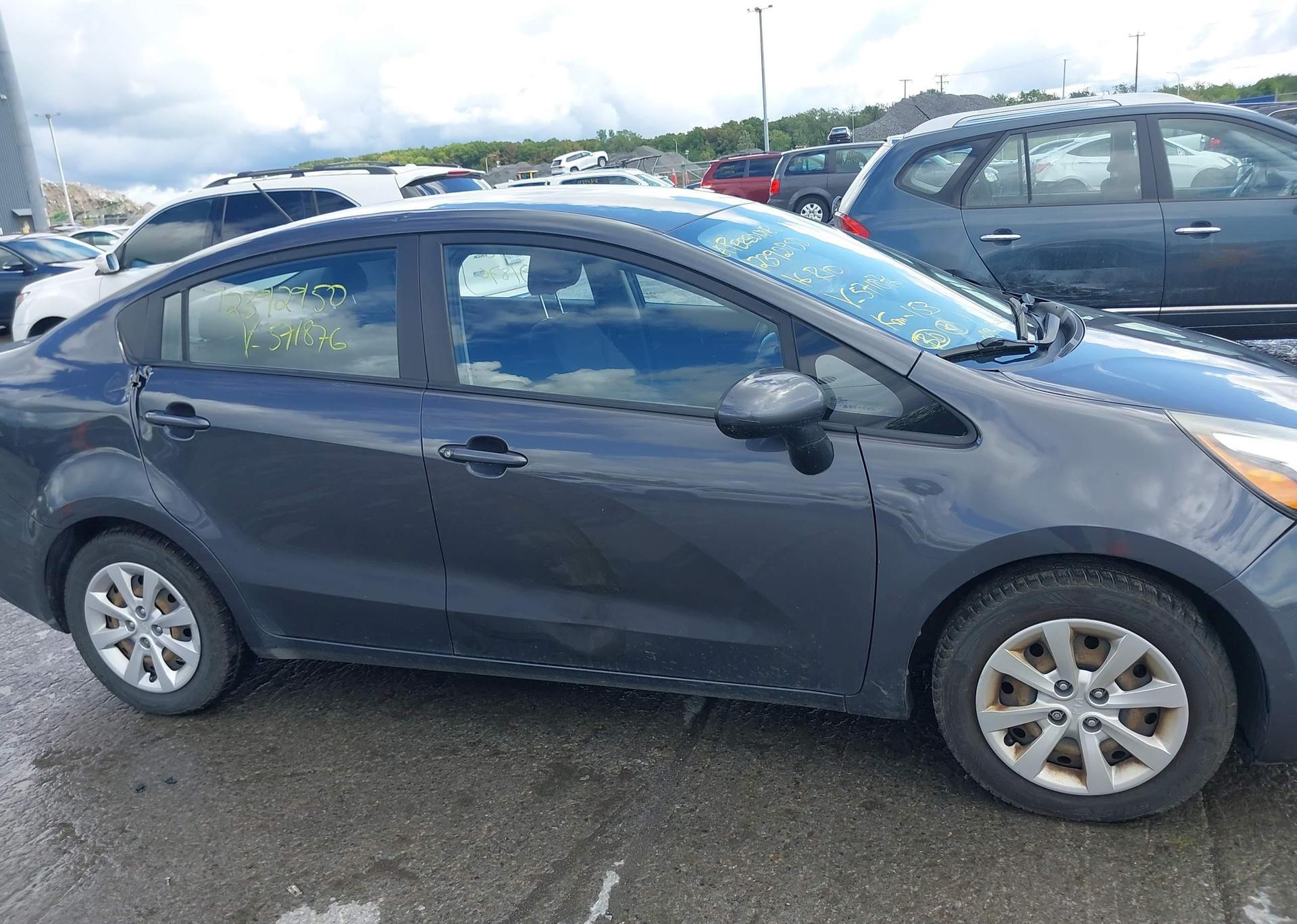 2016 KIA RIO LX