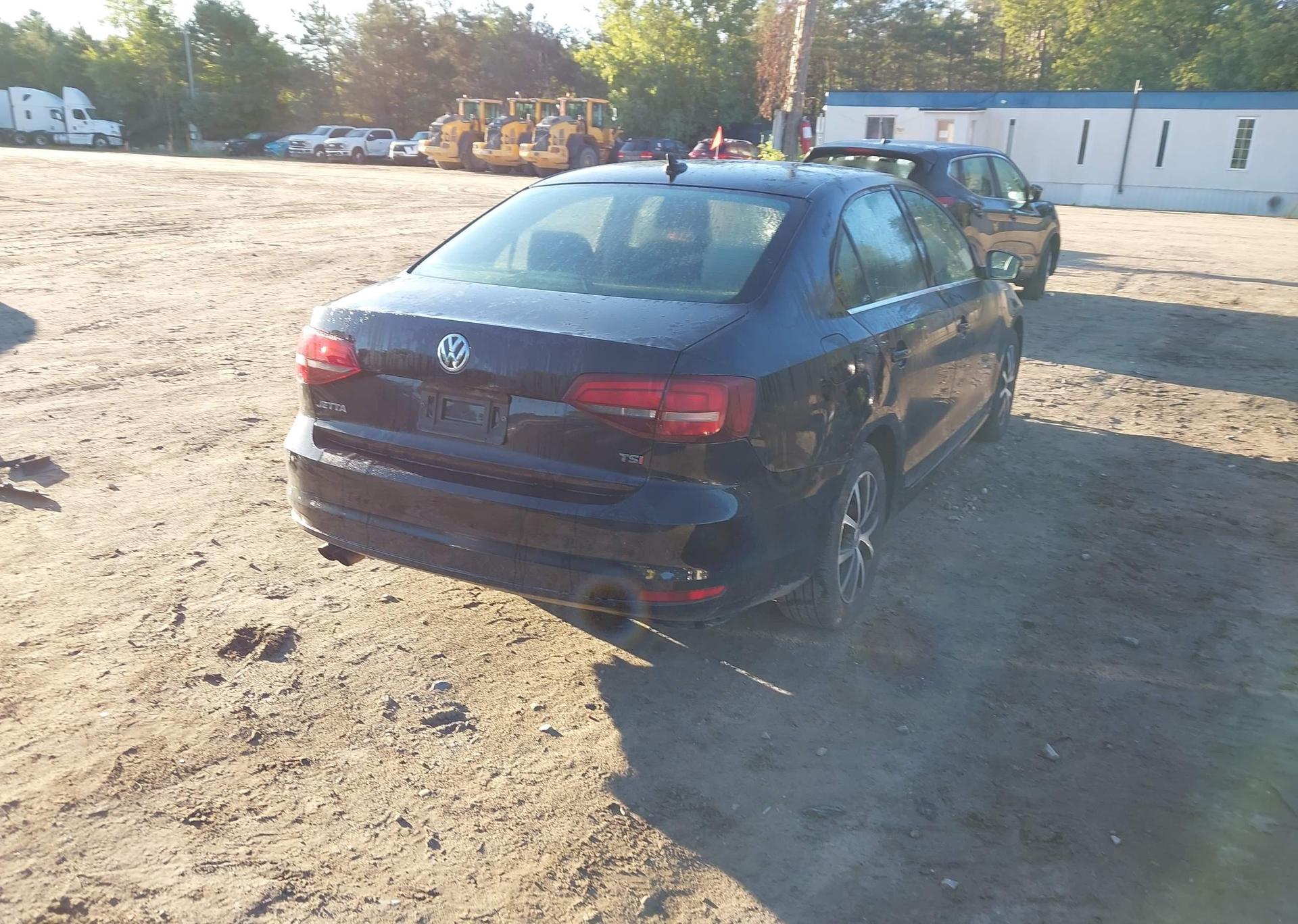 2016 VOLKSWAGEN JETTA SE