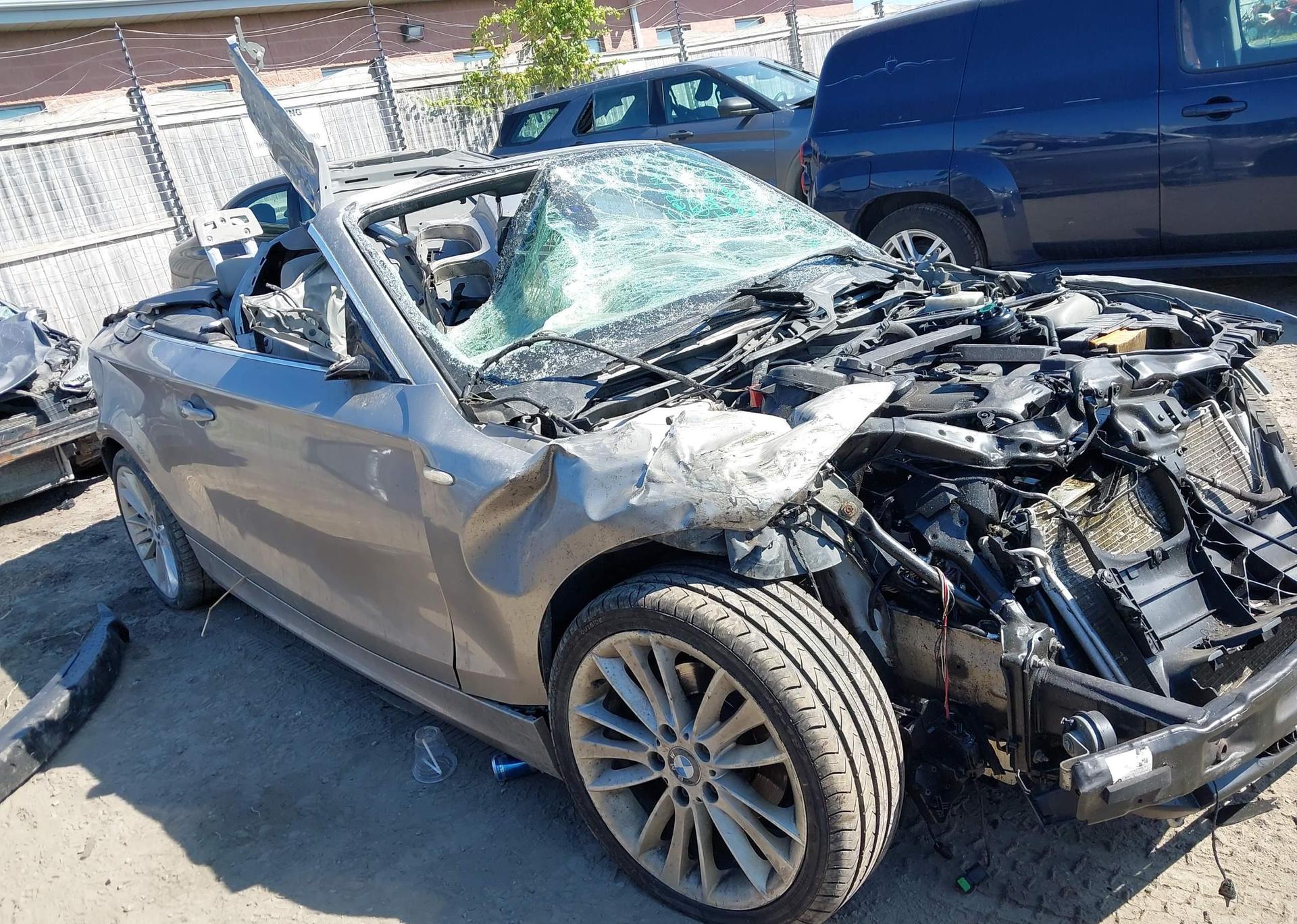 2011 BMW 128I