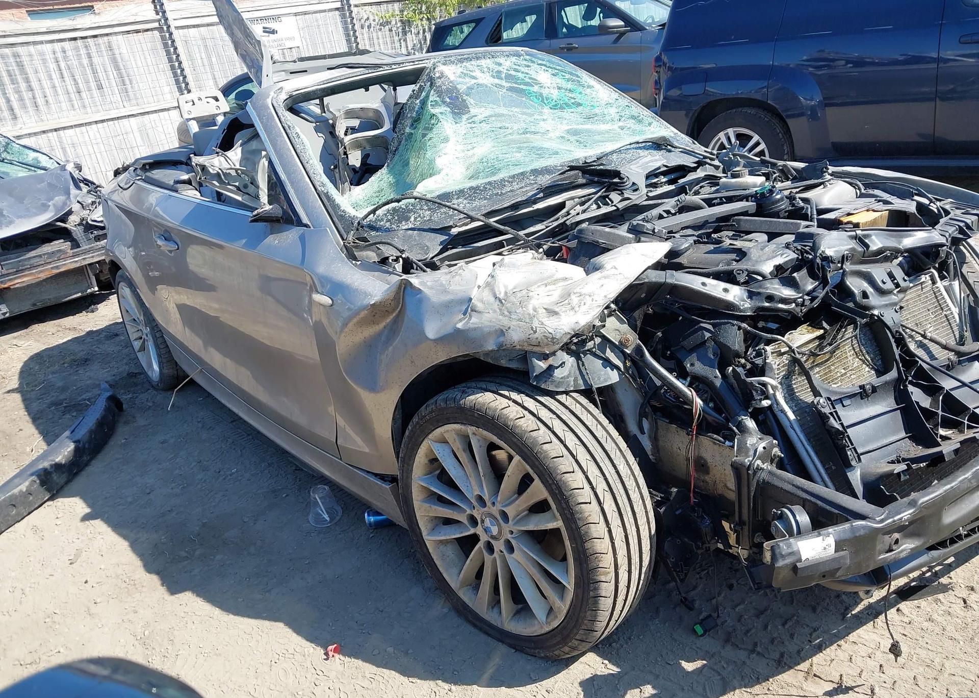 2011 BMW 128I