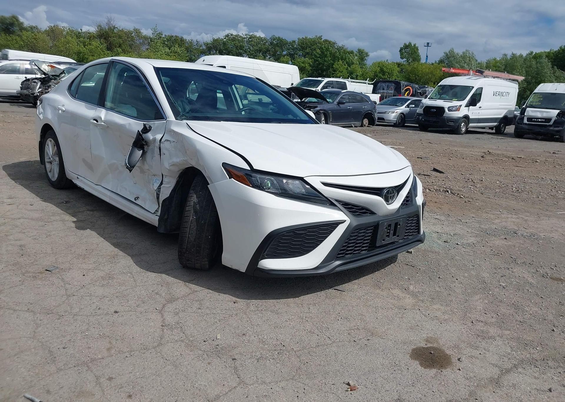 2024 TOYOTA CAMRY SE NIGHT SHADE