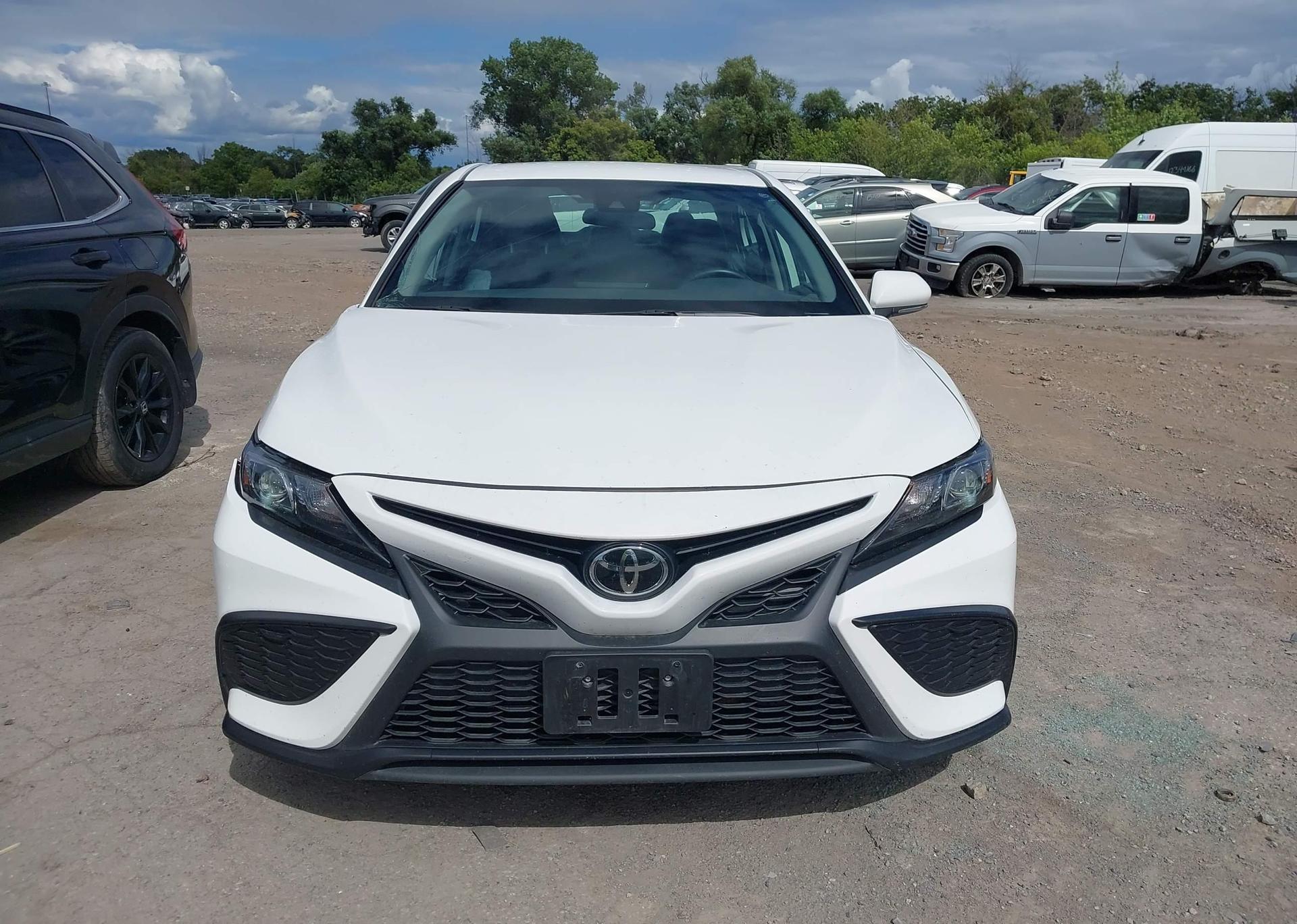 2024 TOYOTA CAMRY SE NIGHT SHADE
