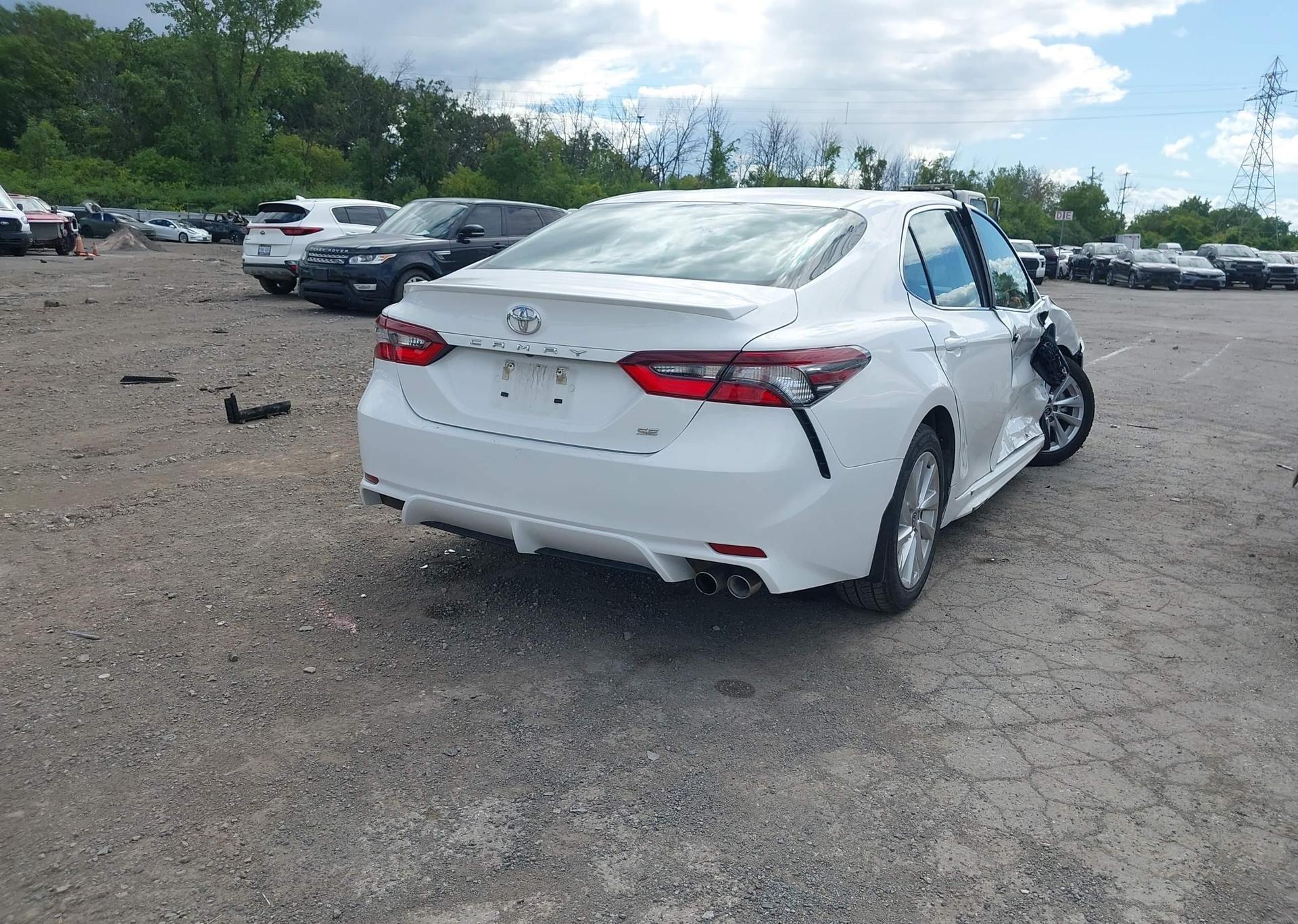 2024 TOYOTA CAMRY SE NIGHT SHADE